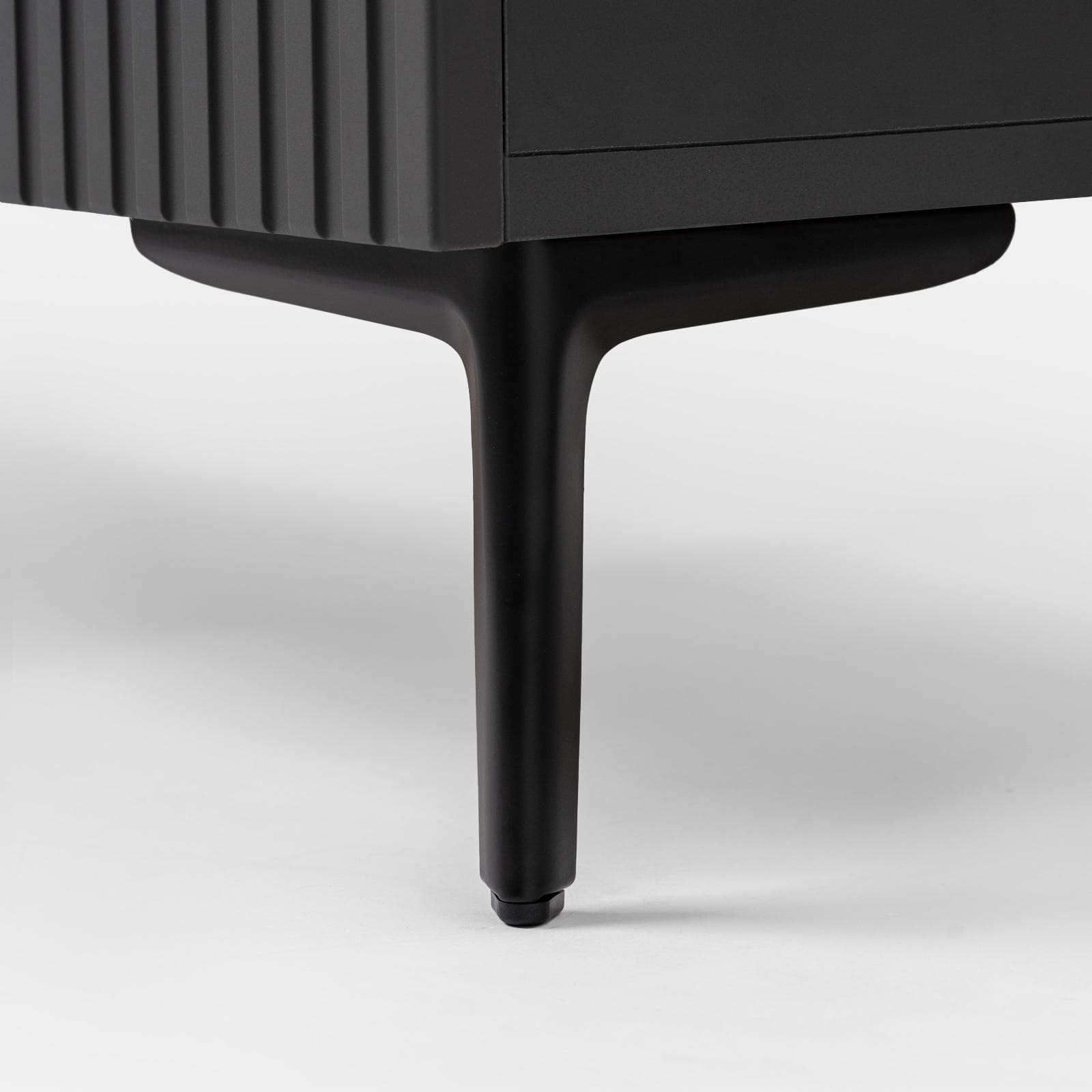 Cassettiera 60x115h cm antracite con 5 cassetti soft close canettati e piedi in metallo nero - Judith