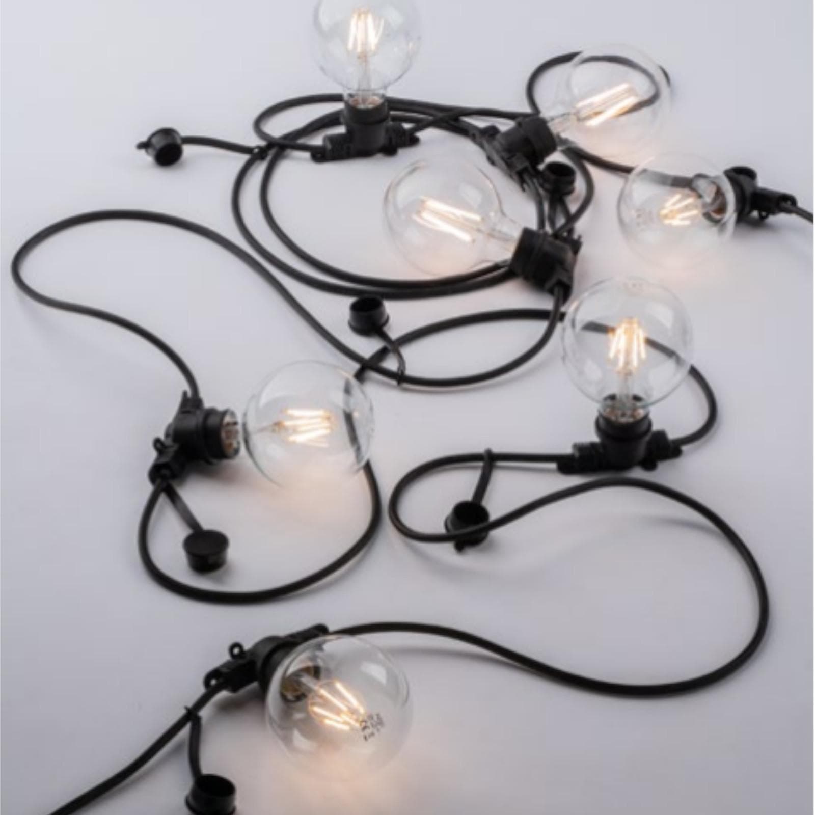Catena luminosa 10 lampadine per esterno da 5m con cavo nero