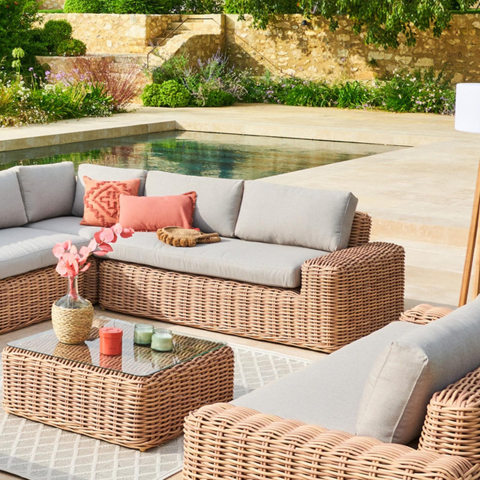 Chaise longue sinistra 160x94 cm in polyrattan naturale con cuscini - Savern