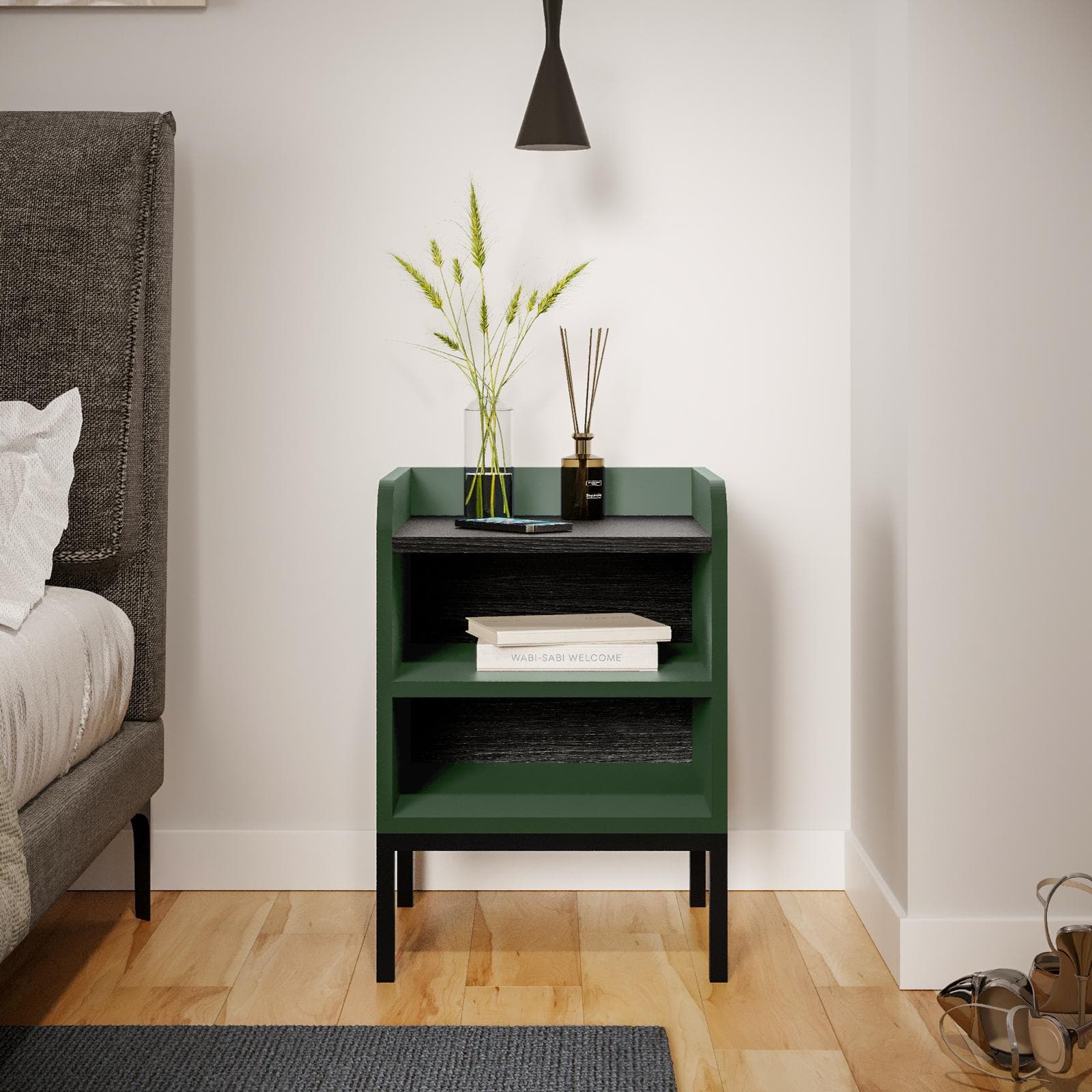 Comodino 40x55h cm verde con 2 vani a giorno e gambe in metallo nero - Jewel