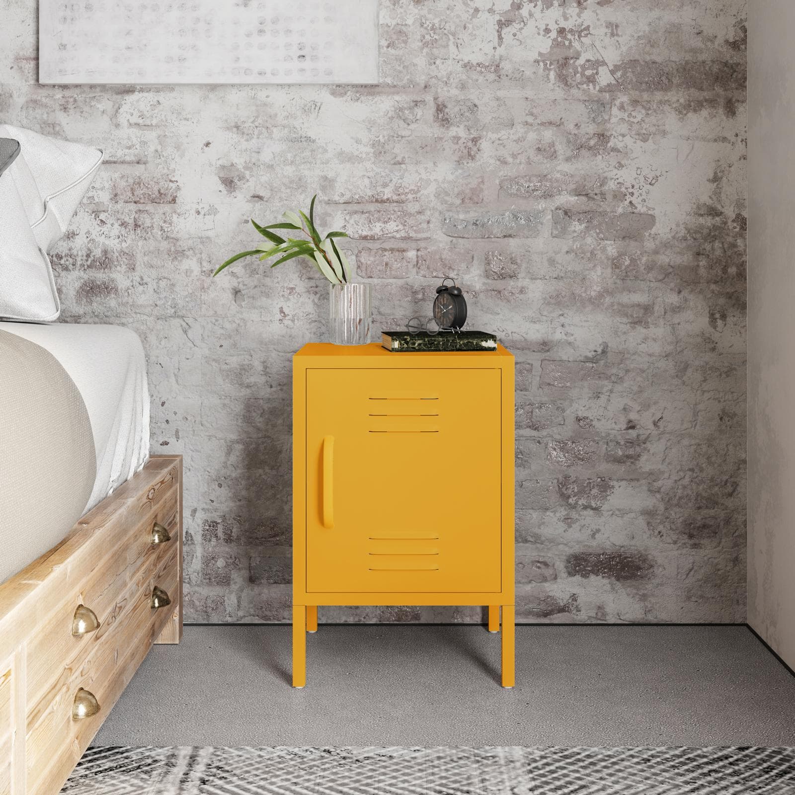 Comodino 40x60h cm in acciaio verniciato giallo con 1 anta - Easton