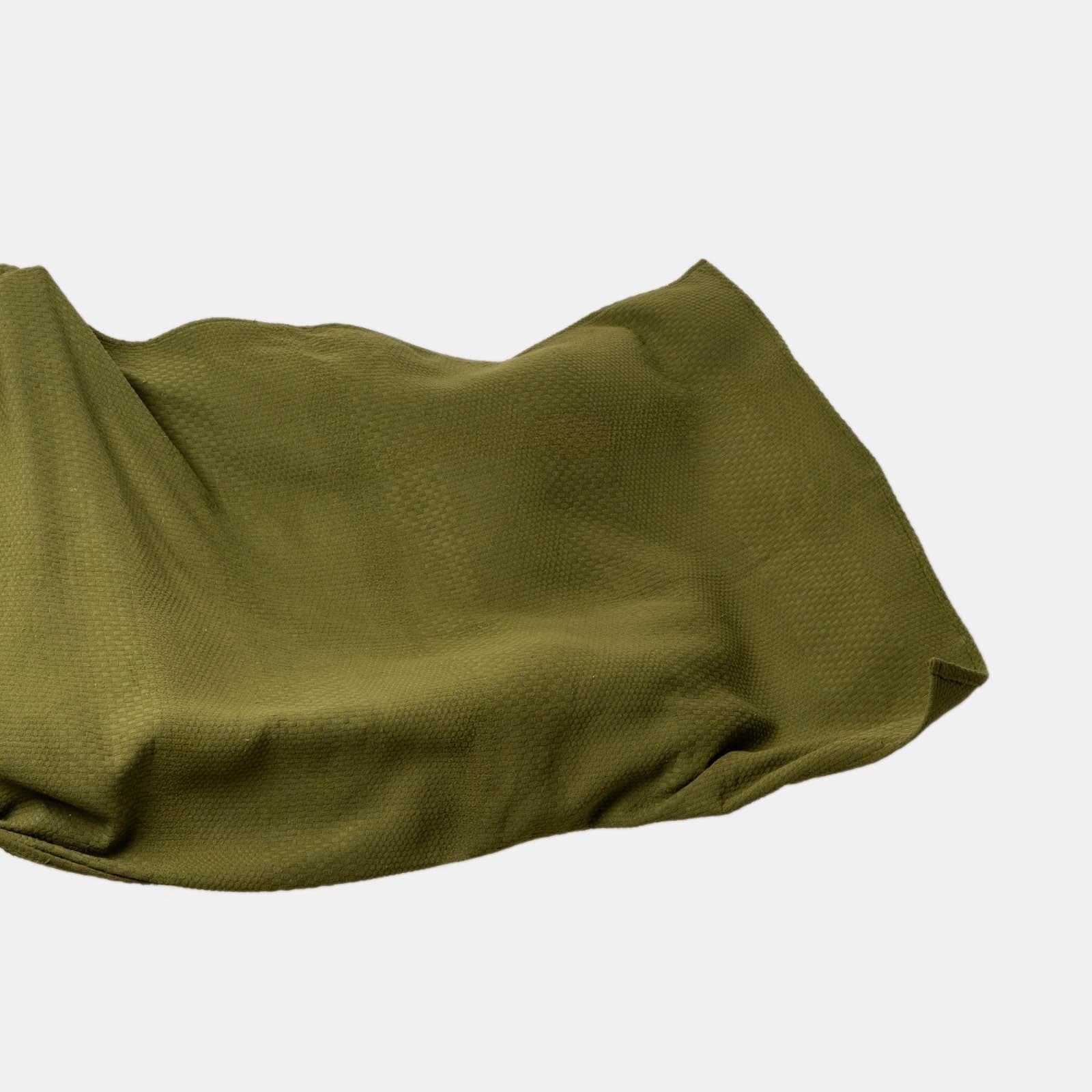 Copriletto 130x170 cm in cotone verde militare con frange
