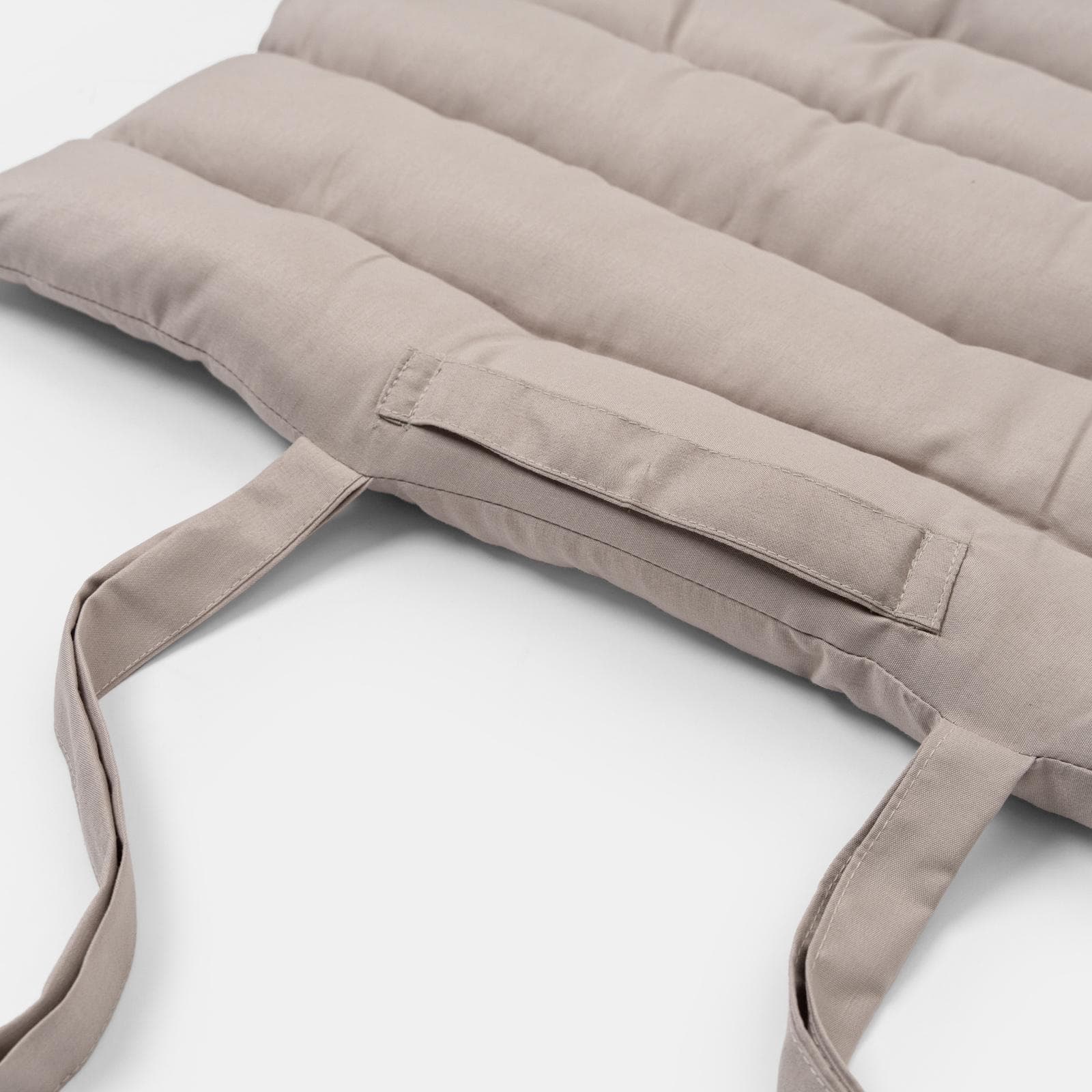 Cuscino imbottito avvolgibile per lettino prendisole 180x60 cm in poliestere tortora - Maurilio