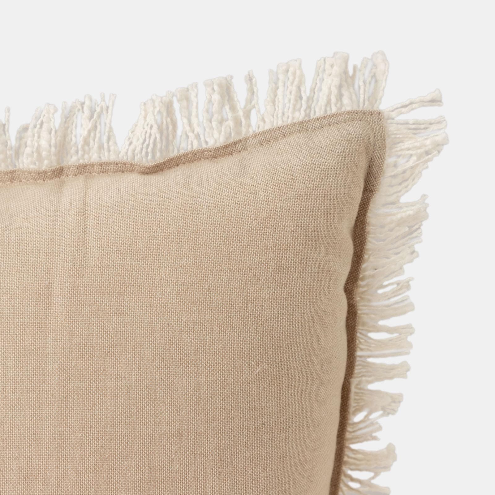 Cuscino sfoderabile 45x45 panna in bouclé con frange