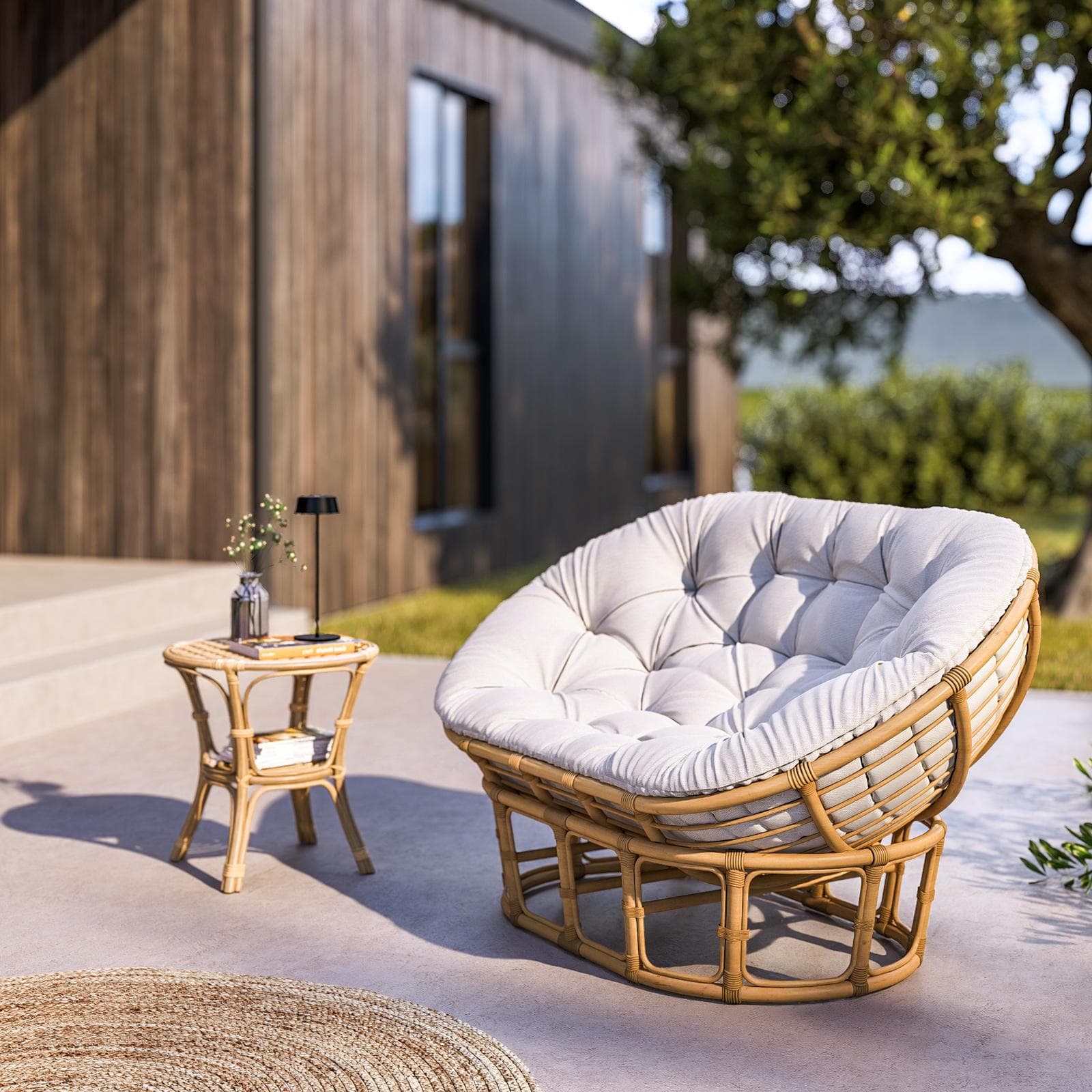 Divano da giardino in rattan naturale e cuscino trapuntato ecrù - Matra