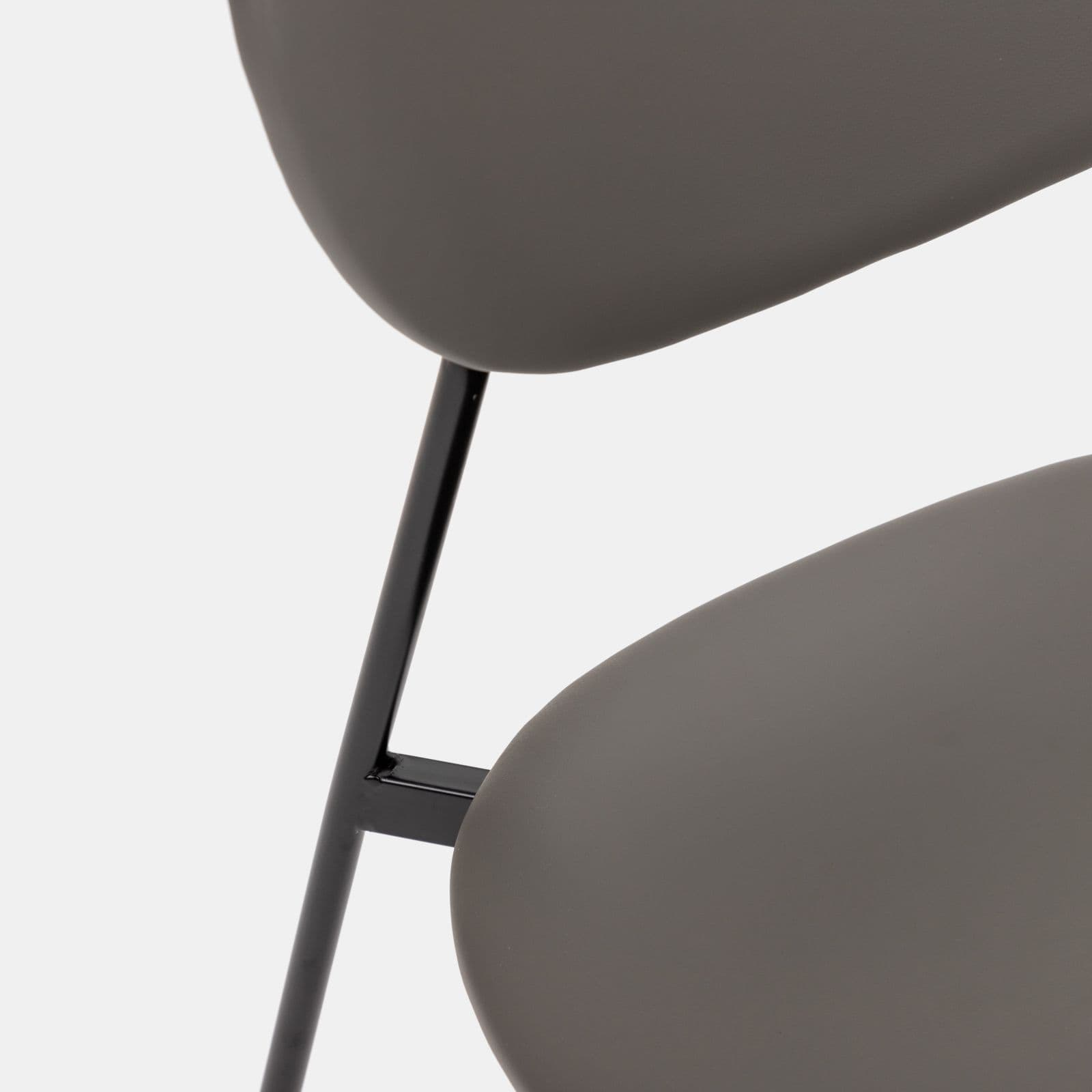 Set 4 sedie da ufficio in similpelle grigia con gambe nere - Flaminia