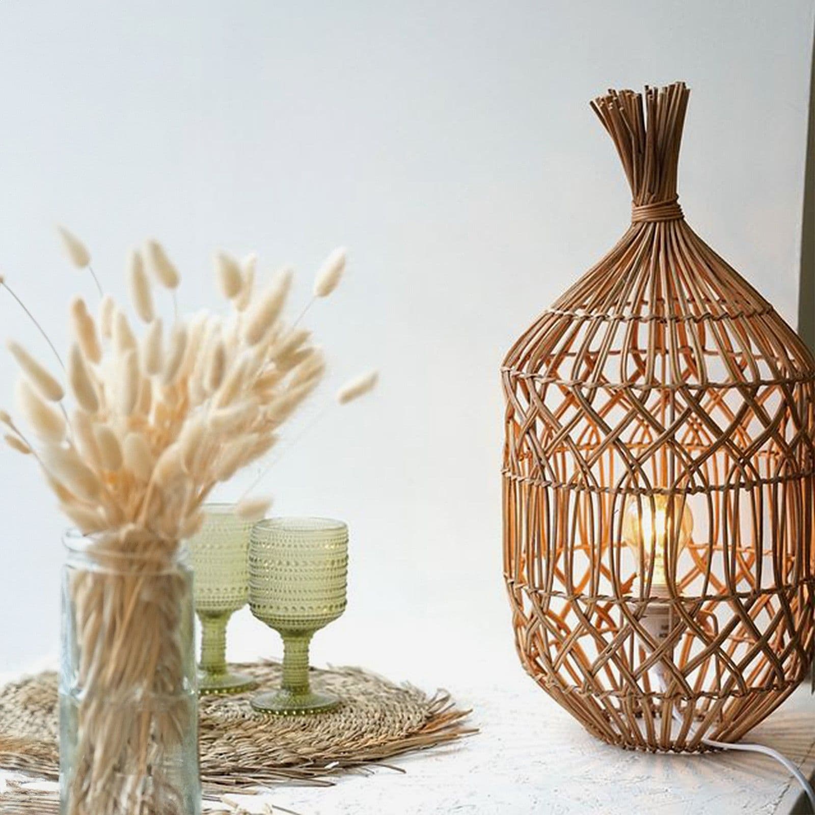 Lampada da tavolo 55h cm intrecciata in rattan naturale