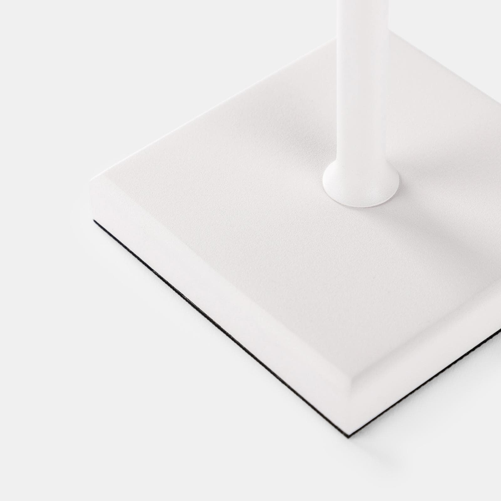 Lampada da tavolo portatile a LED 11x38h cm in alluminio bianco - Mojito