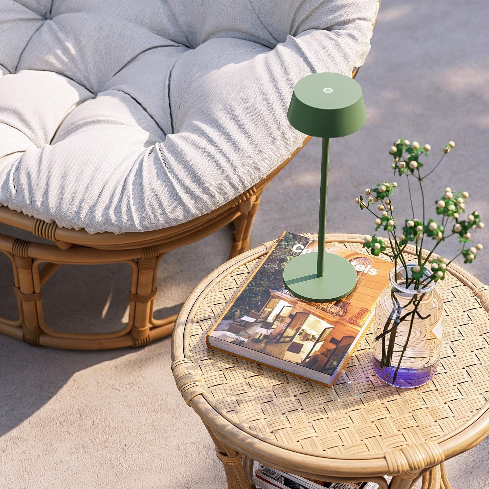 Lampada LED da tavolo portatile in alluminio verde salvia - Daikiri