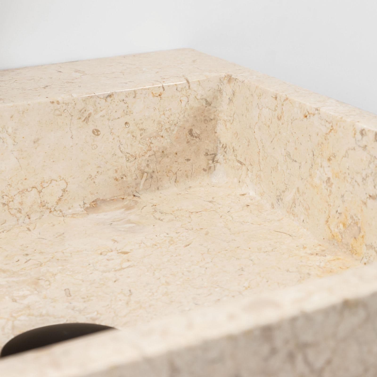 Lavabo da appoggio monoforo 40x40 cm in marmo crema lucido - Artizan