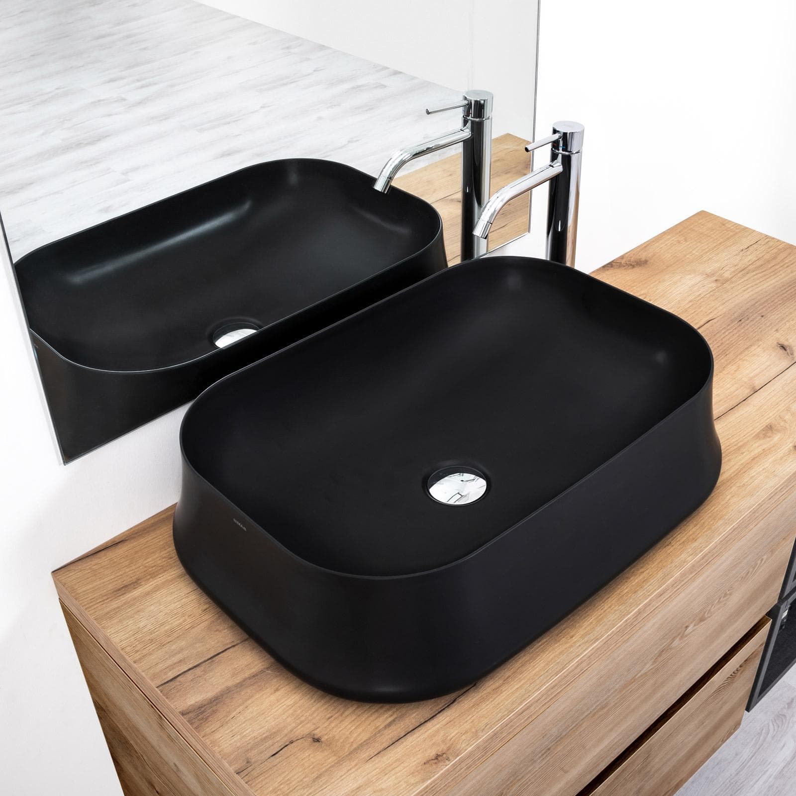 Lavabo per mensola da 60x42 cm rettangolare nero matt - Sharp di Simas