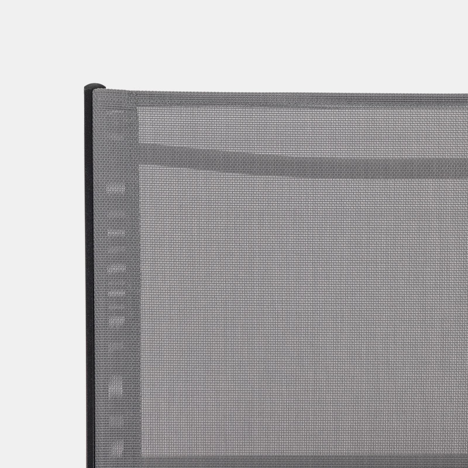 Lettino prendisole con schienale reclinabile in alluminio antracite e cuscino grigio - Elitian