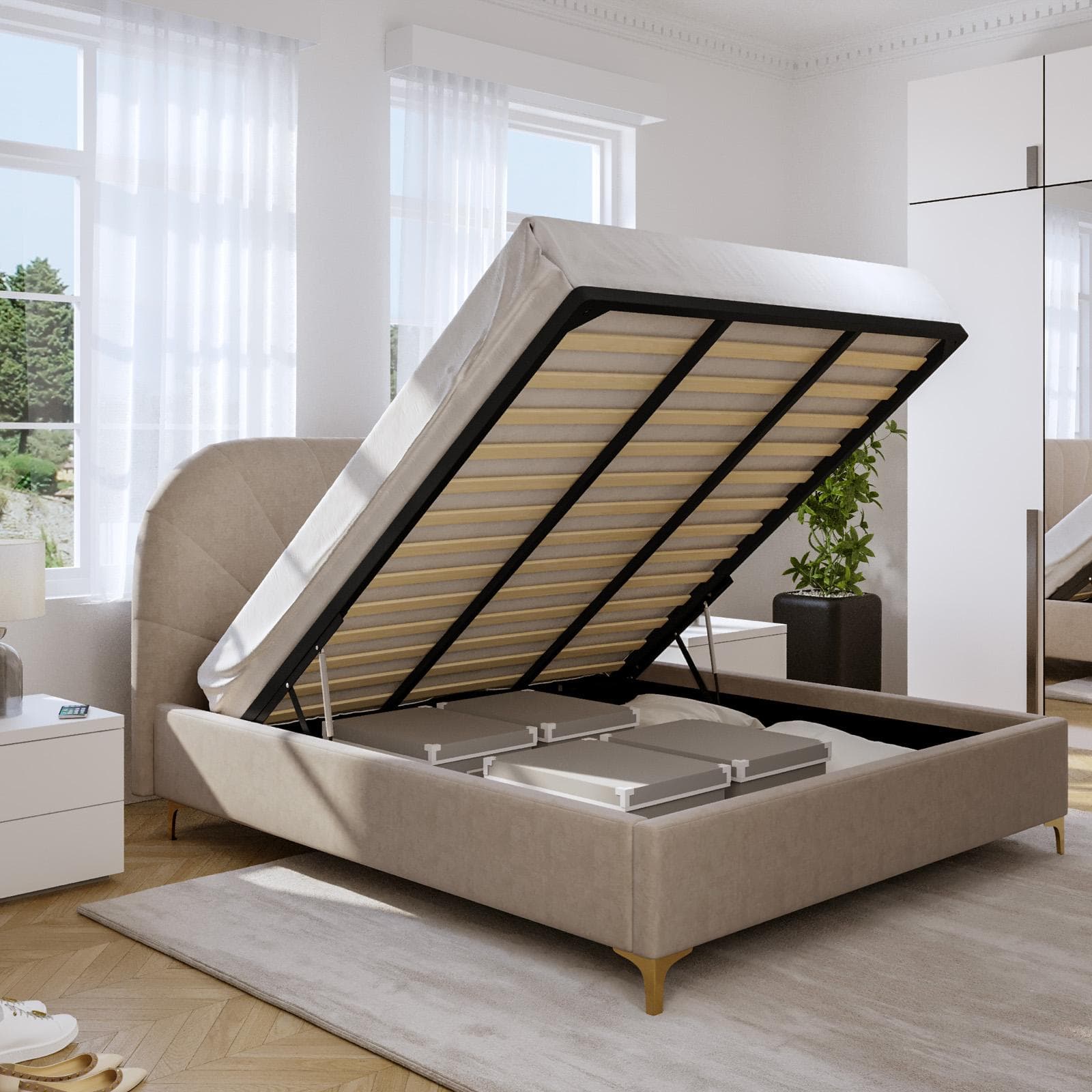Letto matrimoniale 160x190 cm in velluto beige con contenitore e piedini oro - Layz