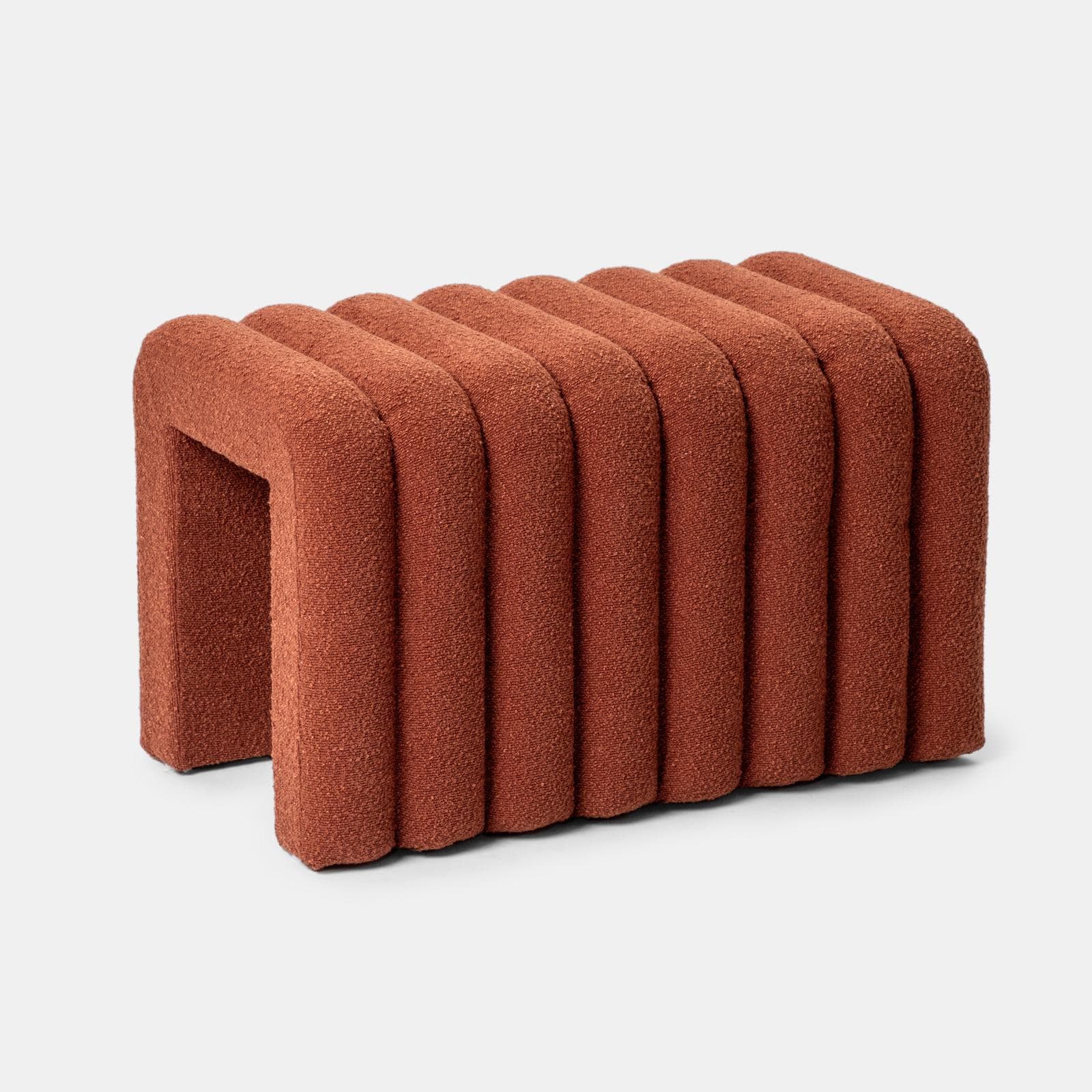 Panca 80x48 cm design ad arco in tessuto bouclé terraccotta - Rudy