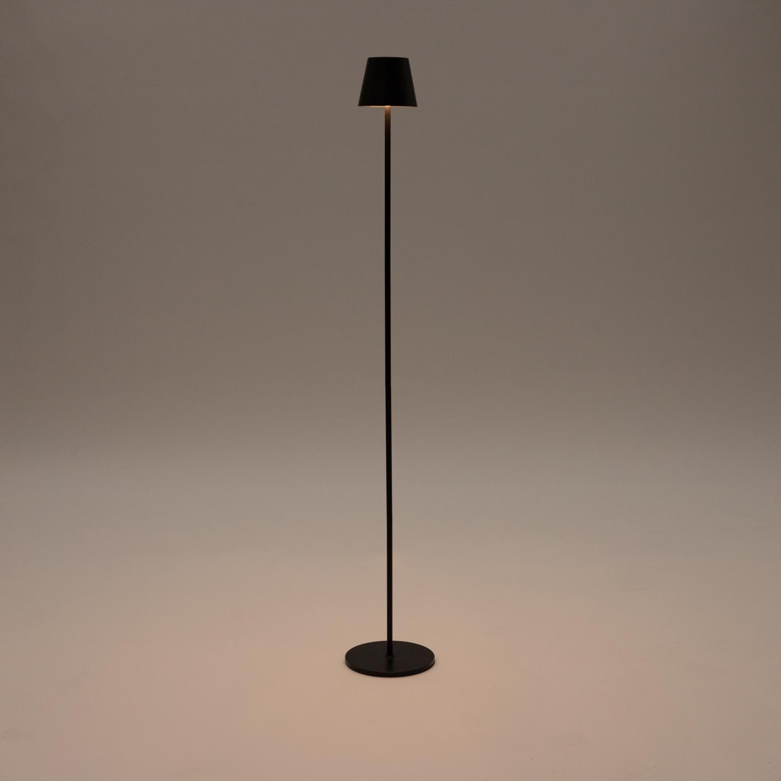 Piantana touch a LED in alluminio nero con altezza regolabile - Classic