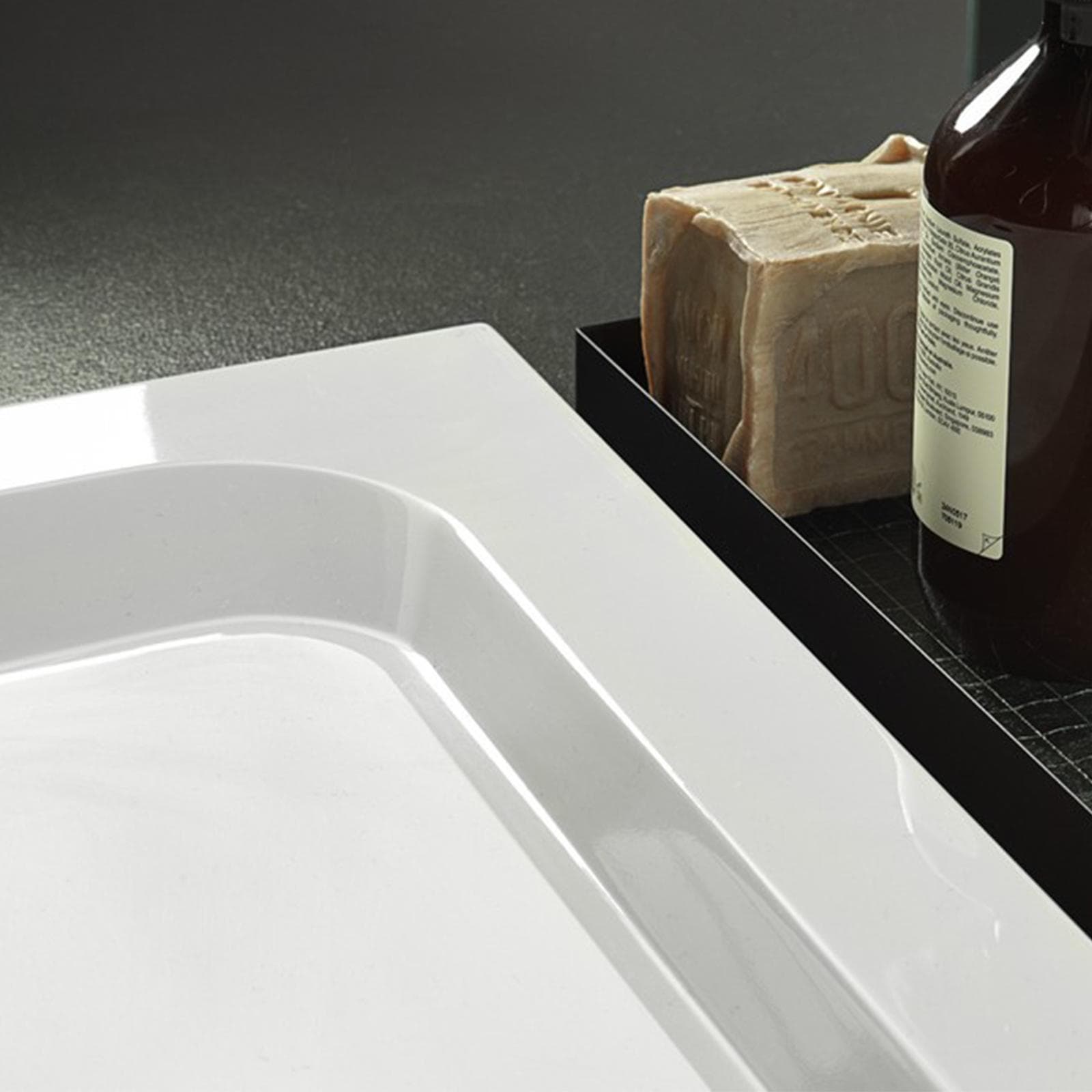 Piatto doccia 90x120 cm resin stone bianco satinato Serie Melua - Geberit
