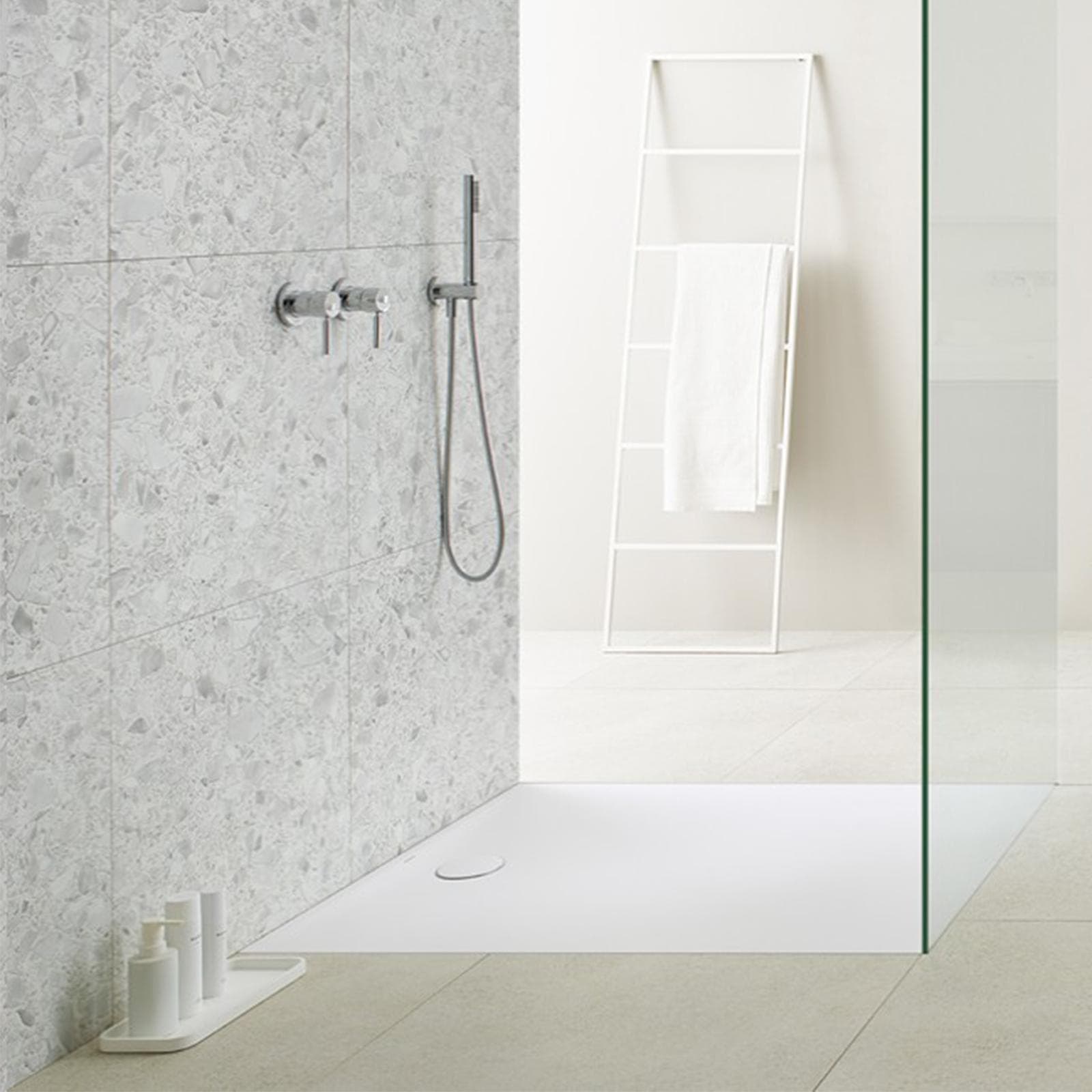 Piatto doccia 90x90 cm bianco satinato Serie Olona - Geberit