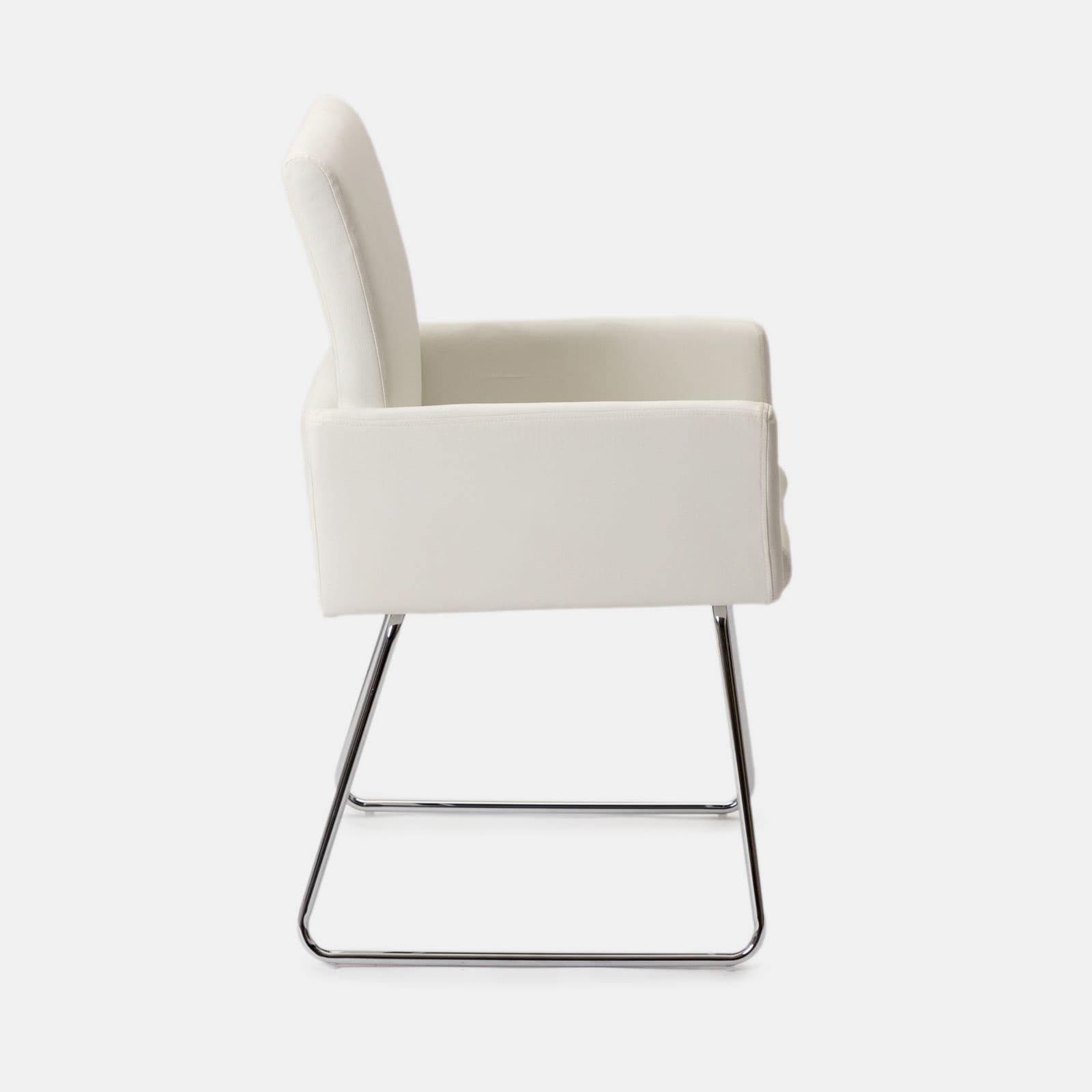 Poltrona in similpelle bianco con struttura a slitta cromo - Altura