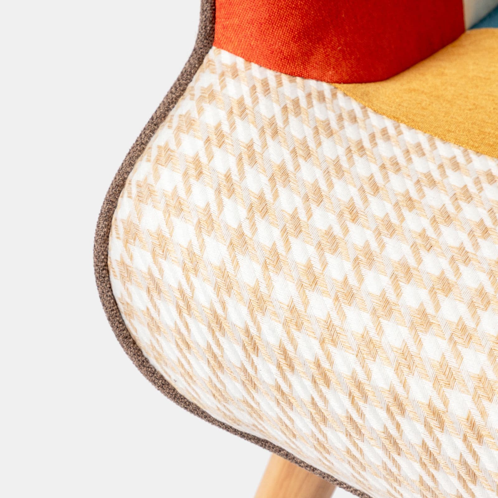 Poltrona scandinava in tessuto patchwork multicolor con poggiapiedi - Copenaghen