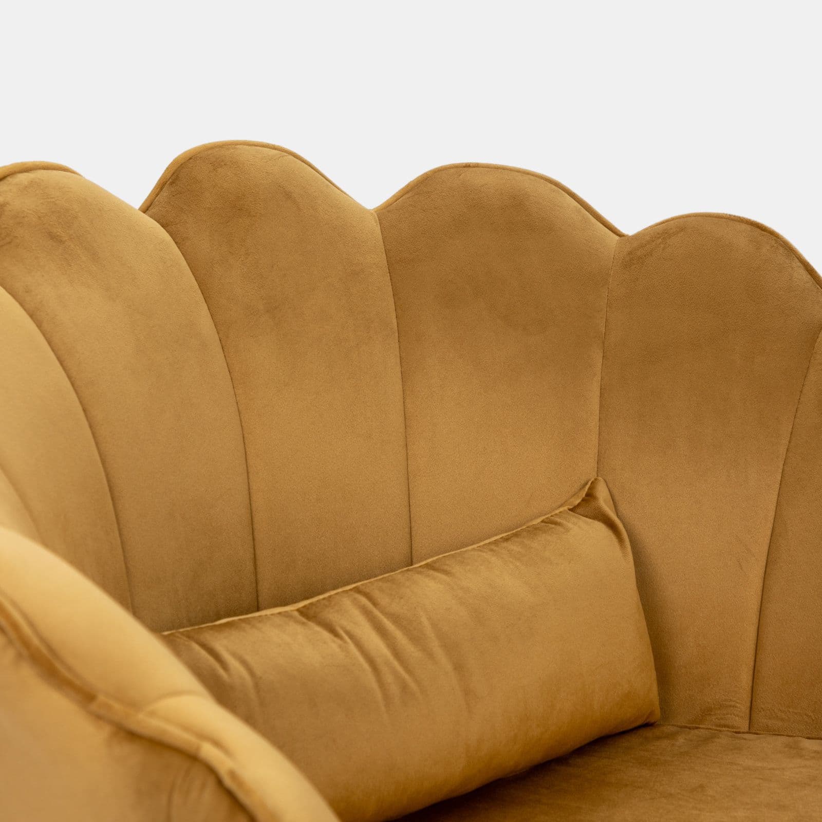 Poltrona in velluto senape con gambe oro - Oden