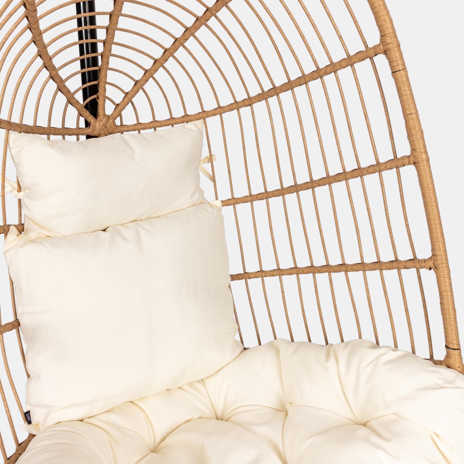 Poltrona sospesa in polyrattan naturale con cuscino e supporto - Tristan