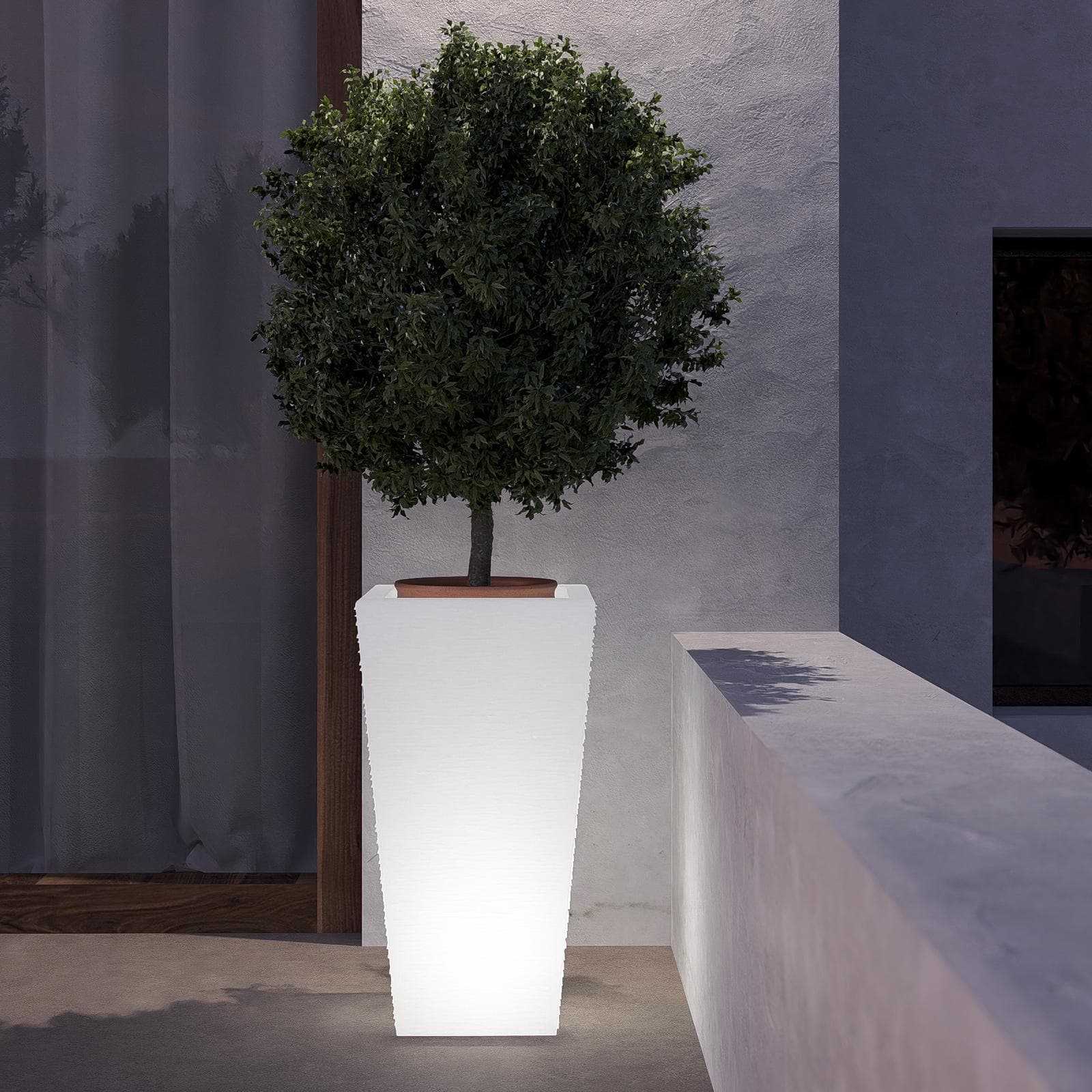 Portavaso da esterno rustico 66 h cm in polietilene neutro con kit luce - Allicy