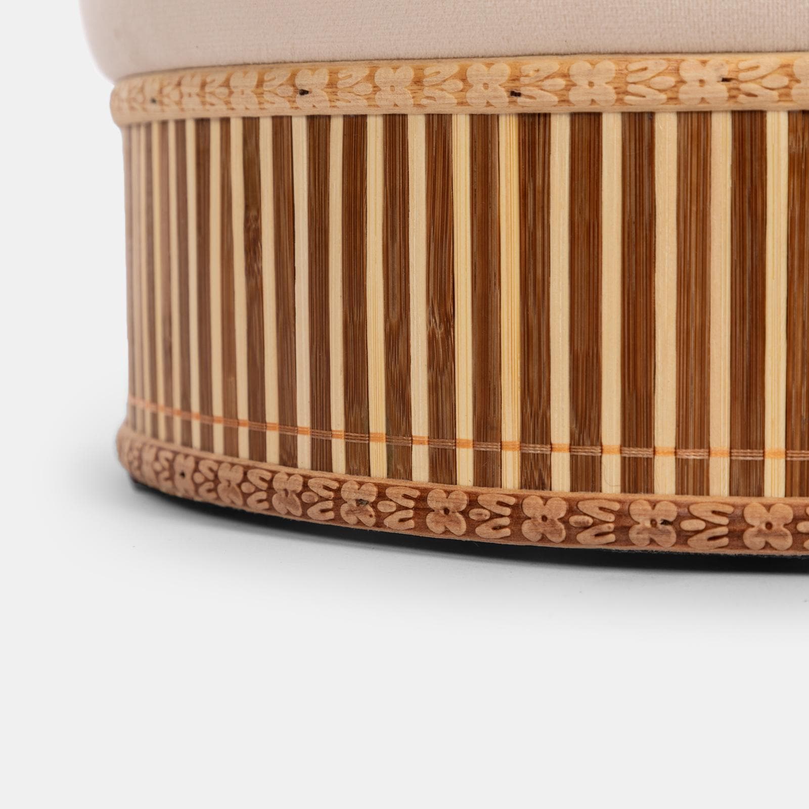 Pouf contenitore 32 cm effetto velluto crema e bambù - Kimono