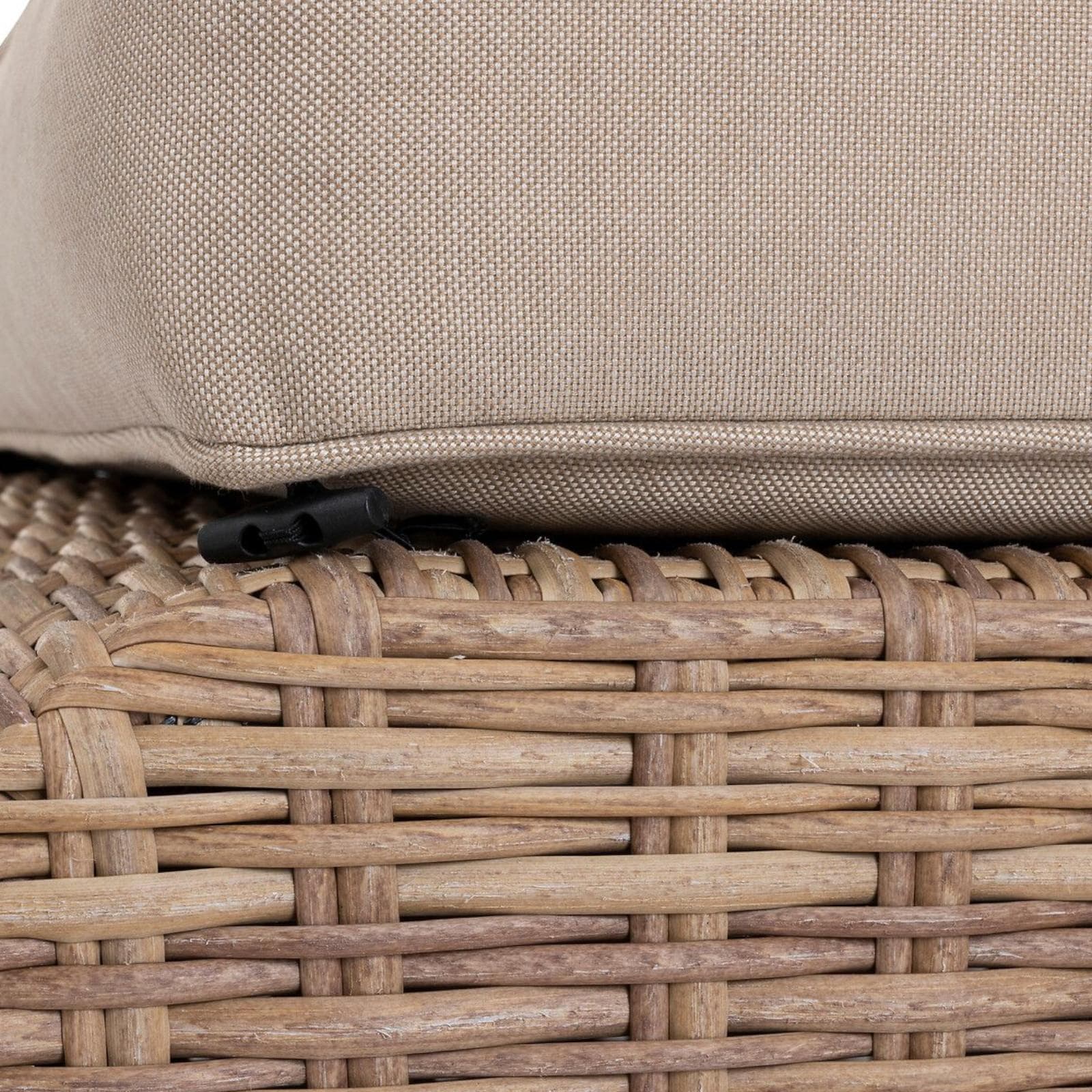 Pouf da giardino 105x58 cm in polyrattan naturale con cuscino - Moreno