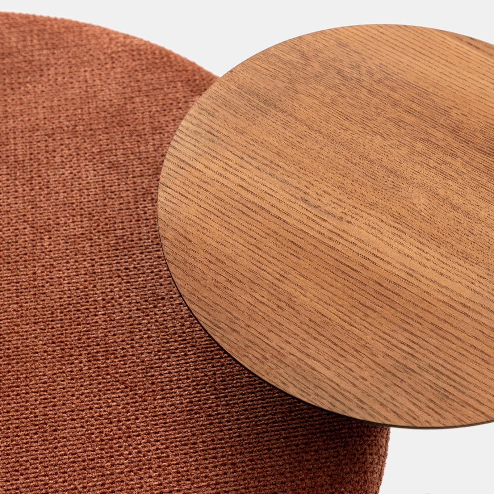 Pouf rotondo 64 cm in maglia terracotta con tavolino effetto legno - Farel
