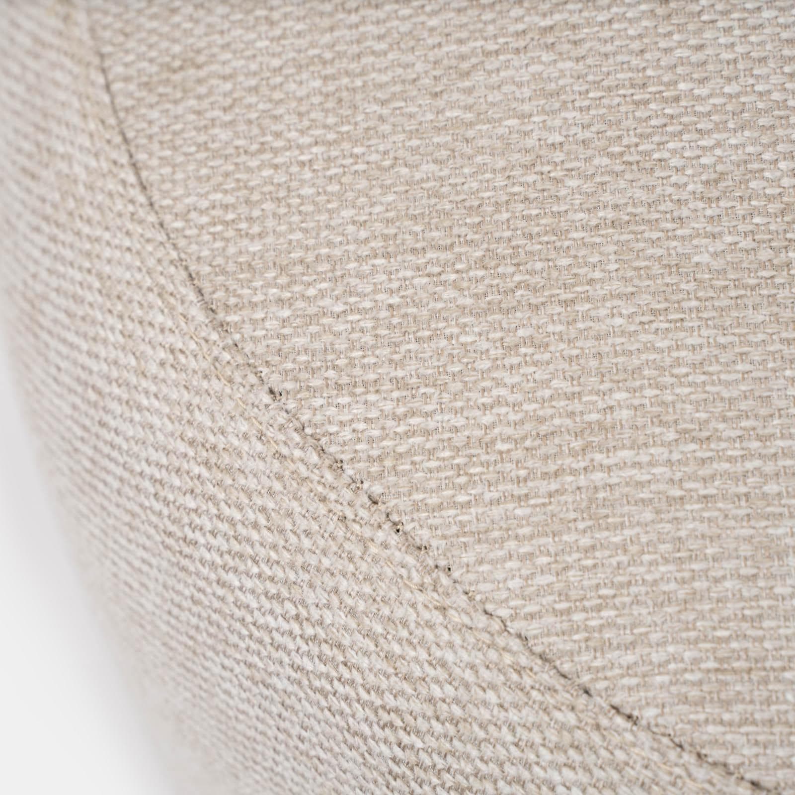 Pouf ovale 60x33h cm in tessuto effetto maglia beige - Graziana