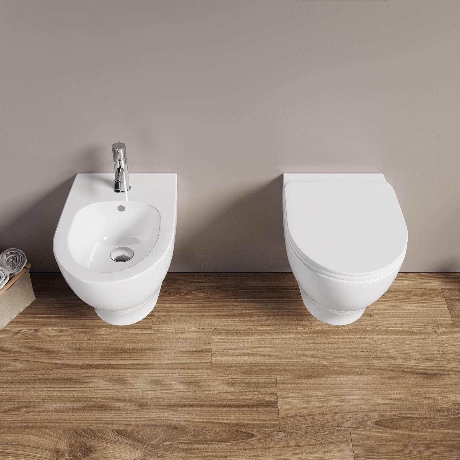 Sanitari sospesi Azzurra serie Pratica in ceramica con sedile copri wc softclose