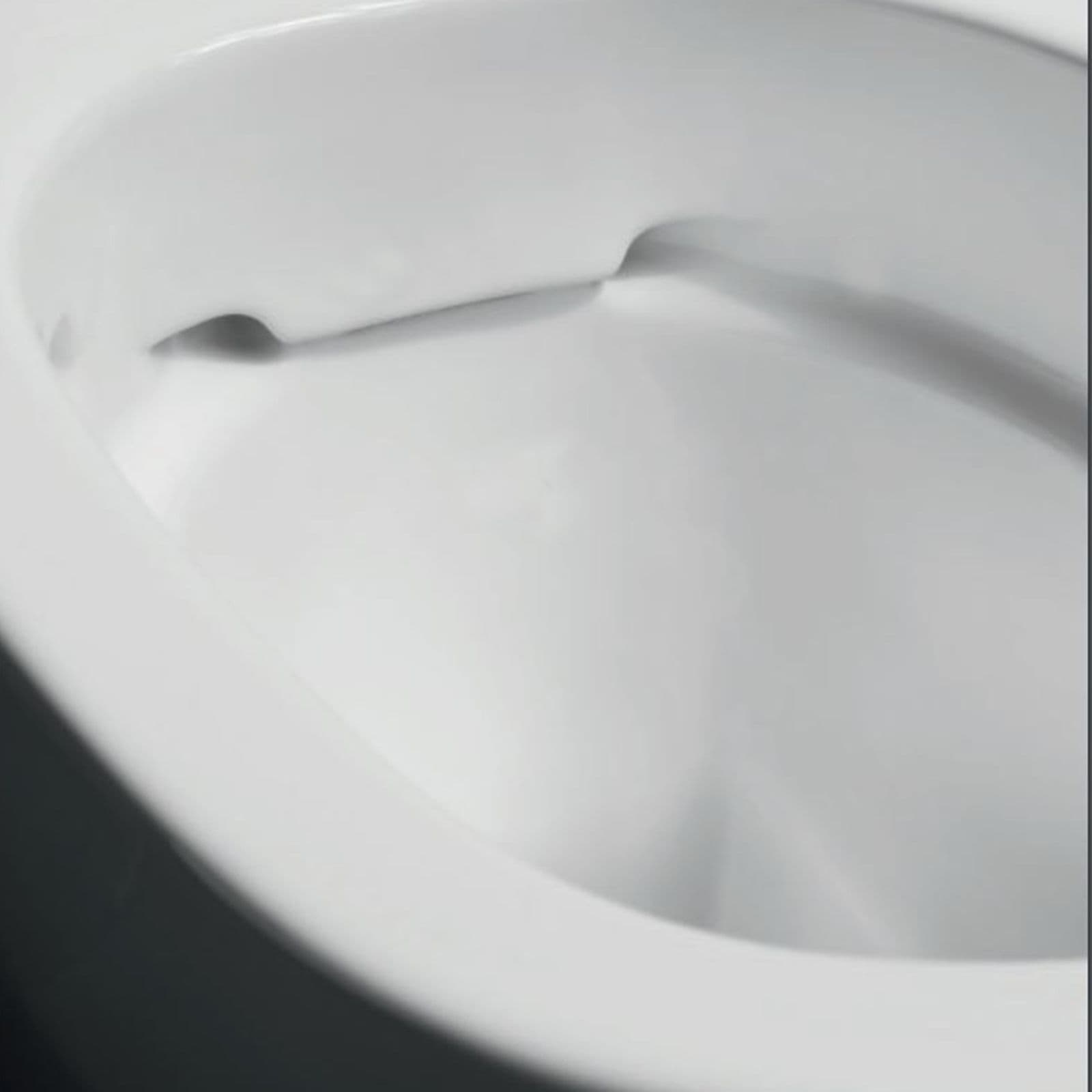 Sanitari sospesi a cacciata rimfree sedile SoftClose Serie Acanto - Geberit