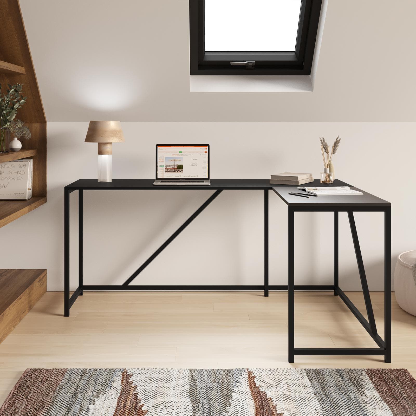 Scrivania angolare 168x120 cm in legno e metallo nero con supporto computer - Eclix