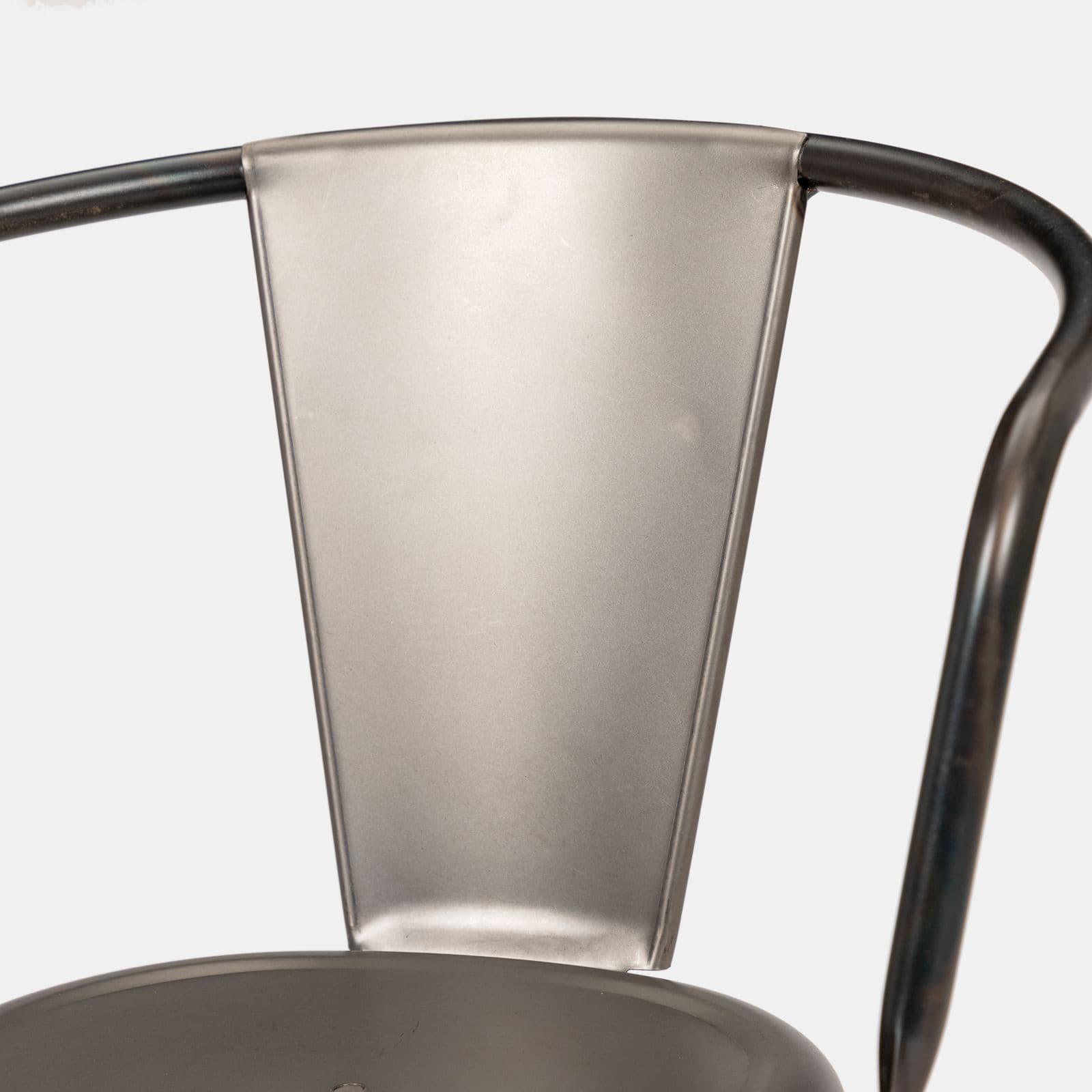 Sedia con braccioli impilabile stile industrial grigio spazzolato - Farley