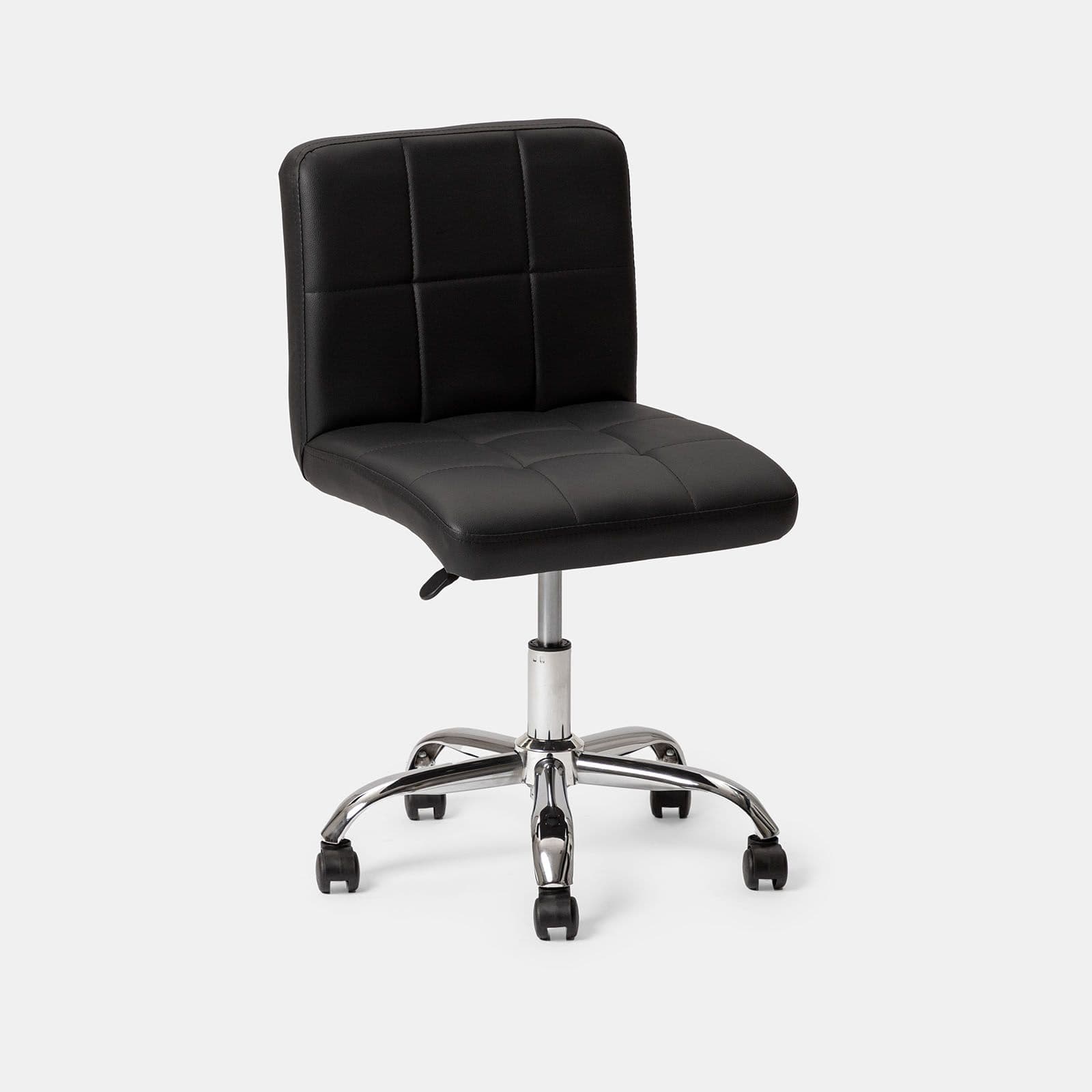Sedia da ufficio girevole in similpelle nera con base cromata - Anissa