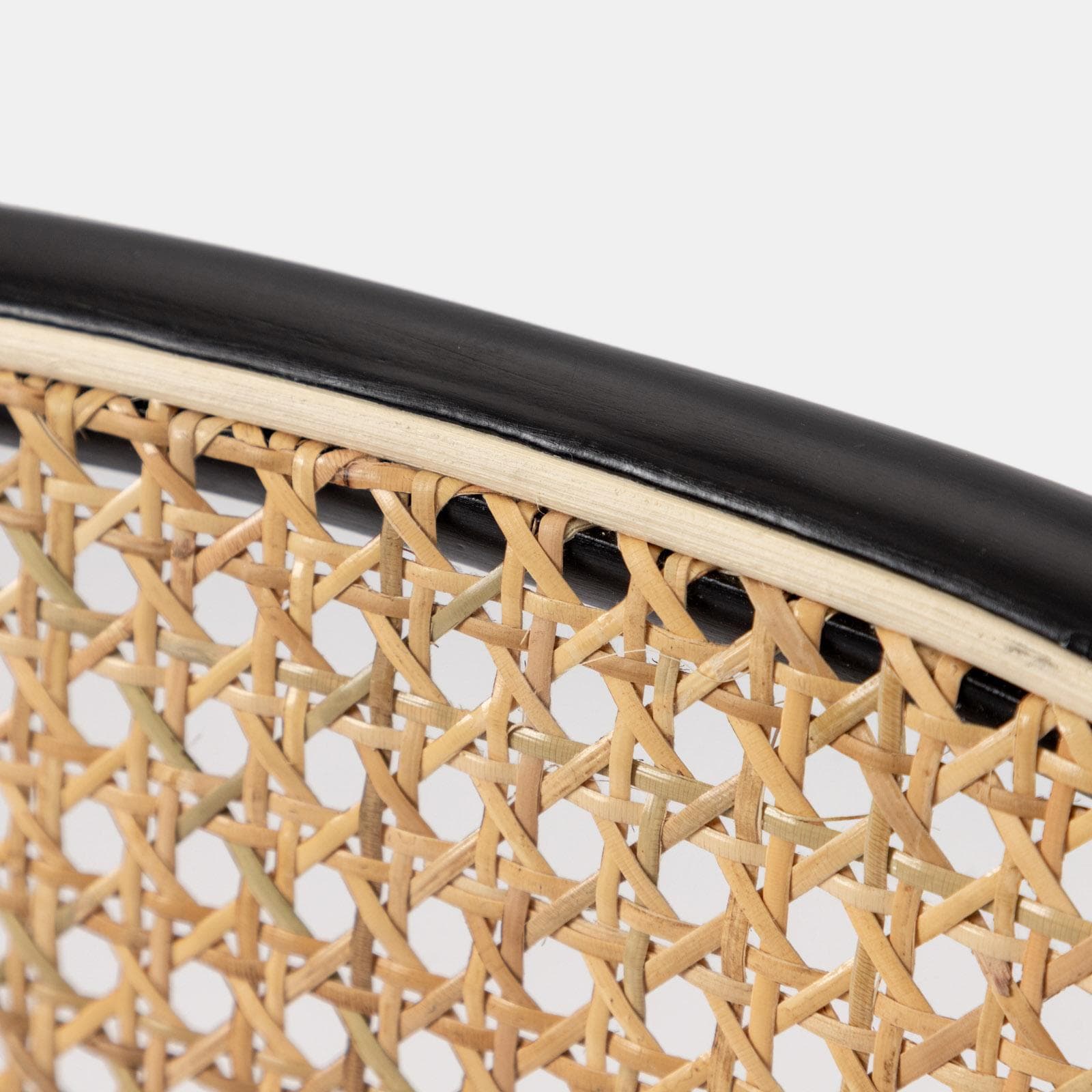 Sedia in legno di olmo nero con seduta e schienale in rattan - Kerim
