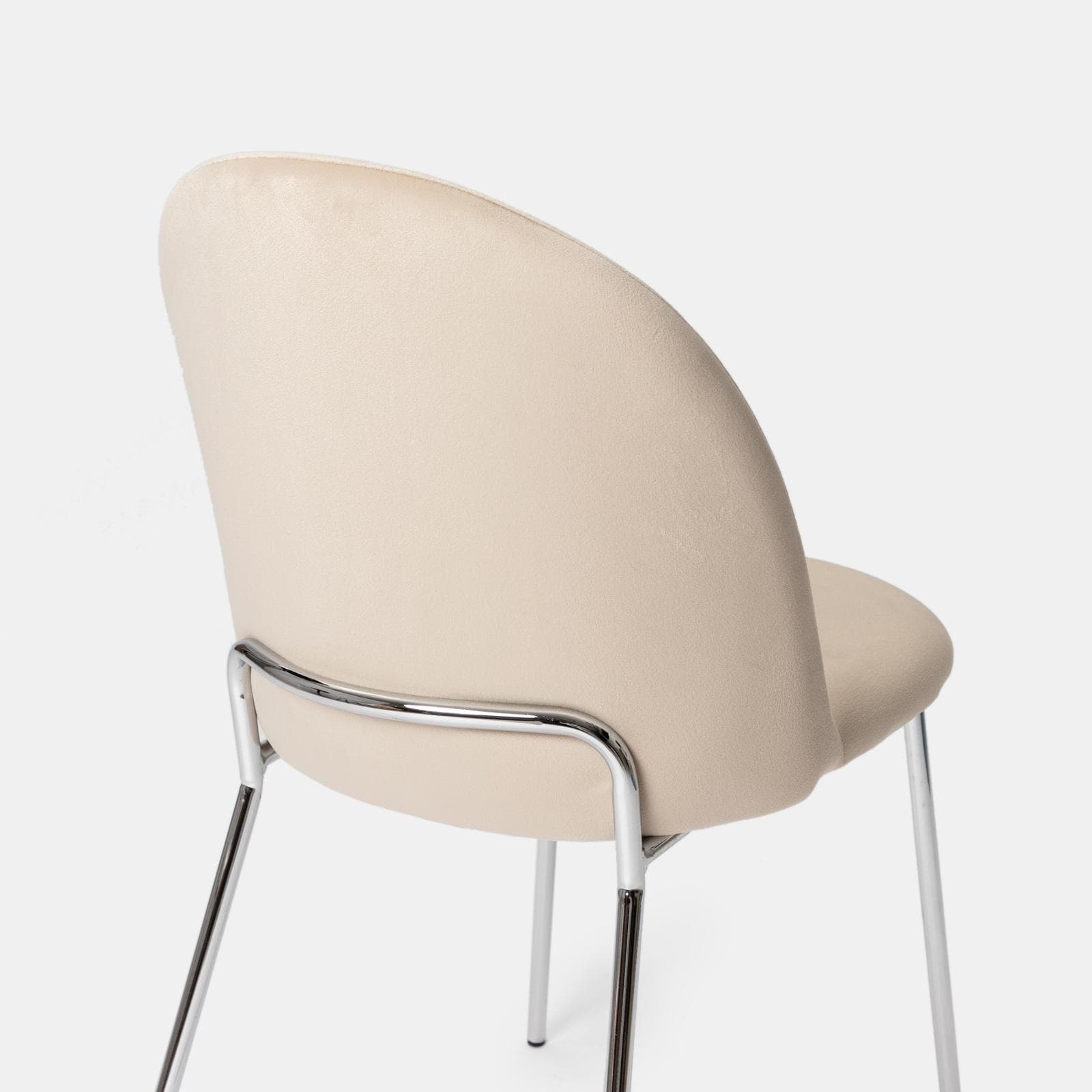 Sedia in velluto beige con gambe in metallo cromo - Zilla