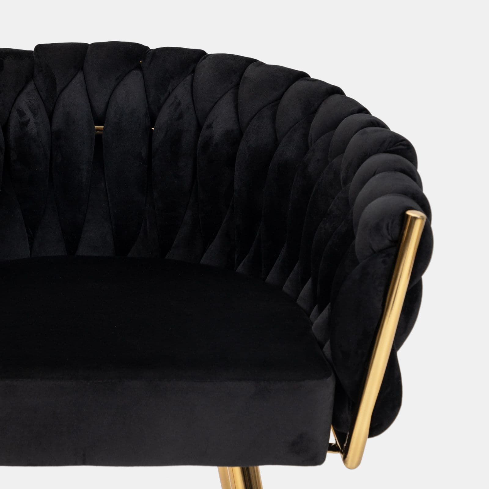 Set 2 poltrone con schienale in velluto nero intrecciato e gambe oro - Intrigue