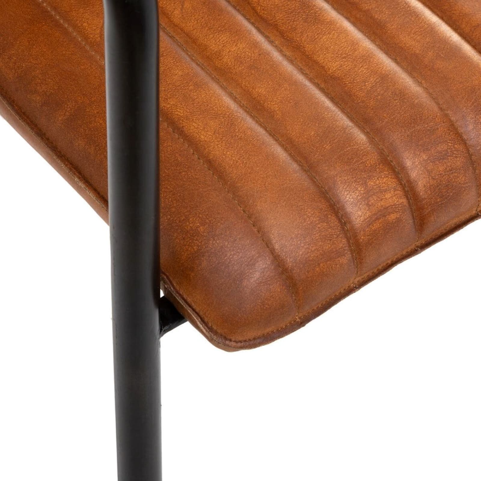 Set 2 poltrone in pelle di bufalo trapuntata cognac e metallo nero - Kavy