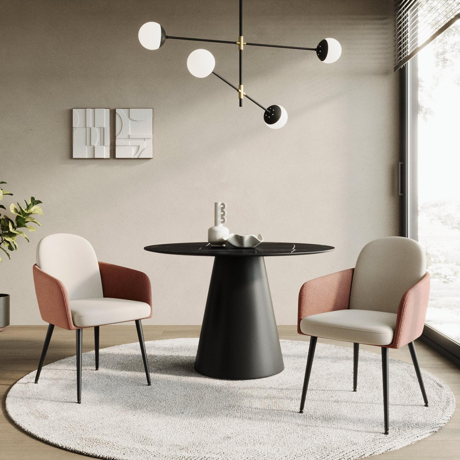 Set 2 poltrone in velluto beige con braccioli e schienale in tessuto rosa antico e gambe in metallo nero - Shayla