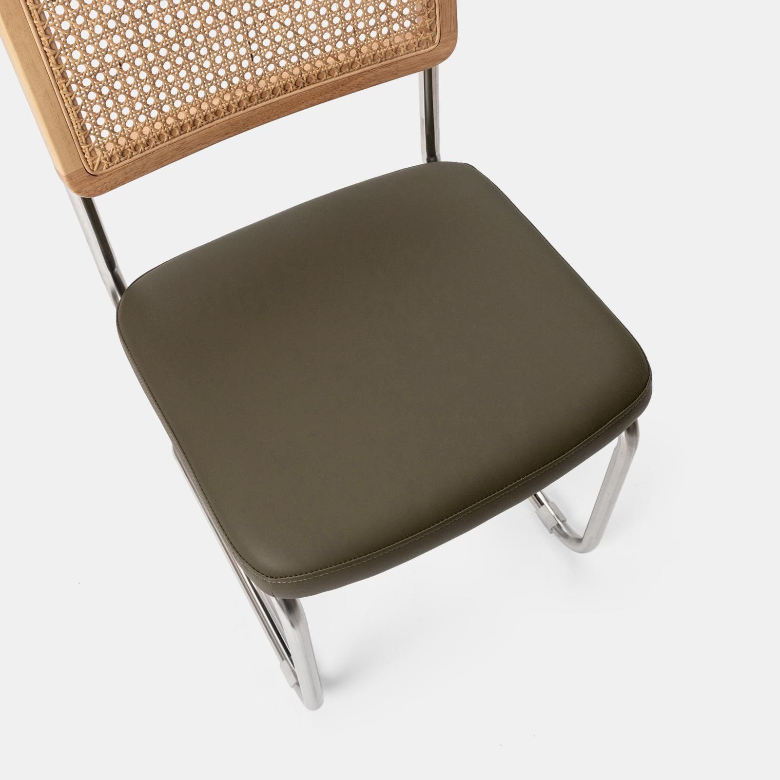 Set 2 sedie da ufficio in similpelle verde militare con schienale in paglia - Crafty