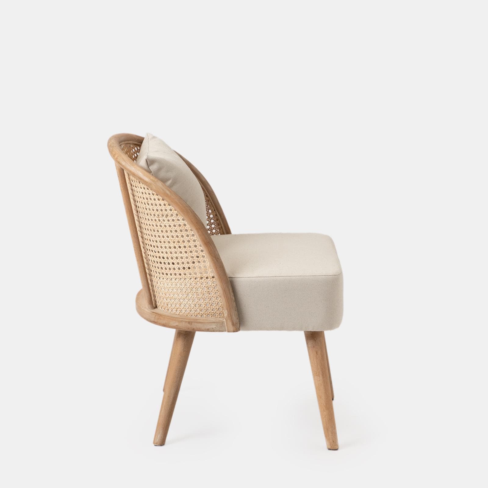 Set 2 sedie in legno con schienale in rattan e seduta in cotone e lino naturale - Nikka
