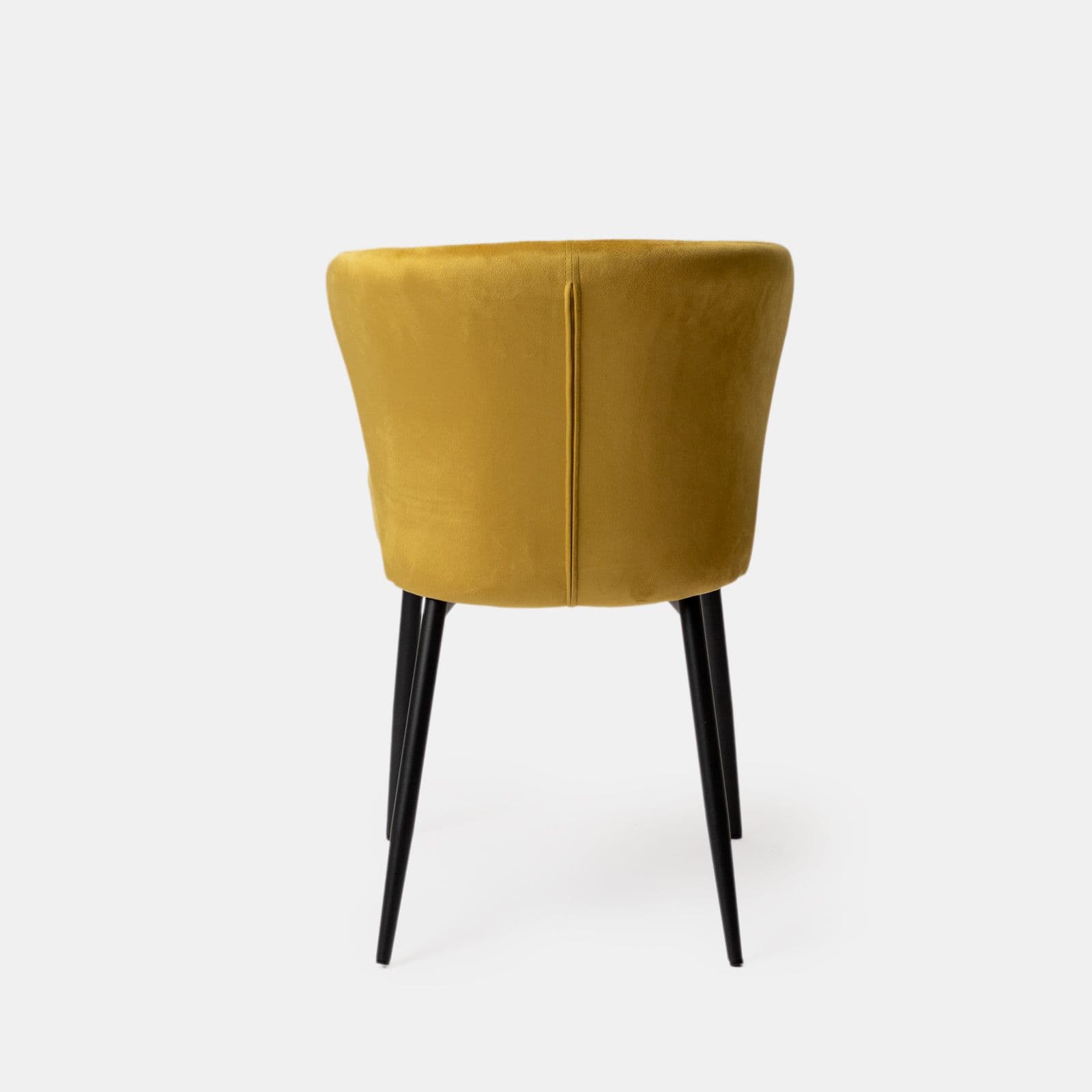 Set 2 sedie in velluto giallo ocra con schienale a conchiglia e gambe in metallo nero - Halima