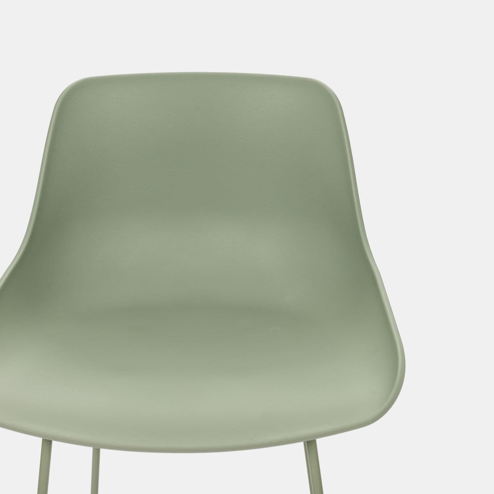 Set 2 sgabelli in polipropilene verde chiaro con gambe in metallo - Locus