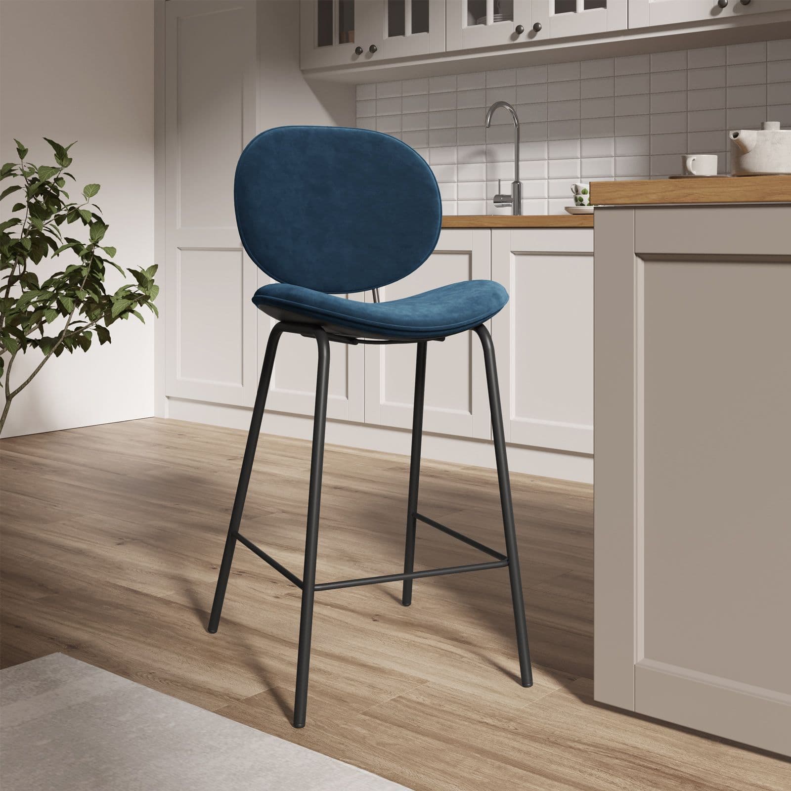Set 2 sgabelli in velluto blu con gambe in metallo nero - Milva