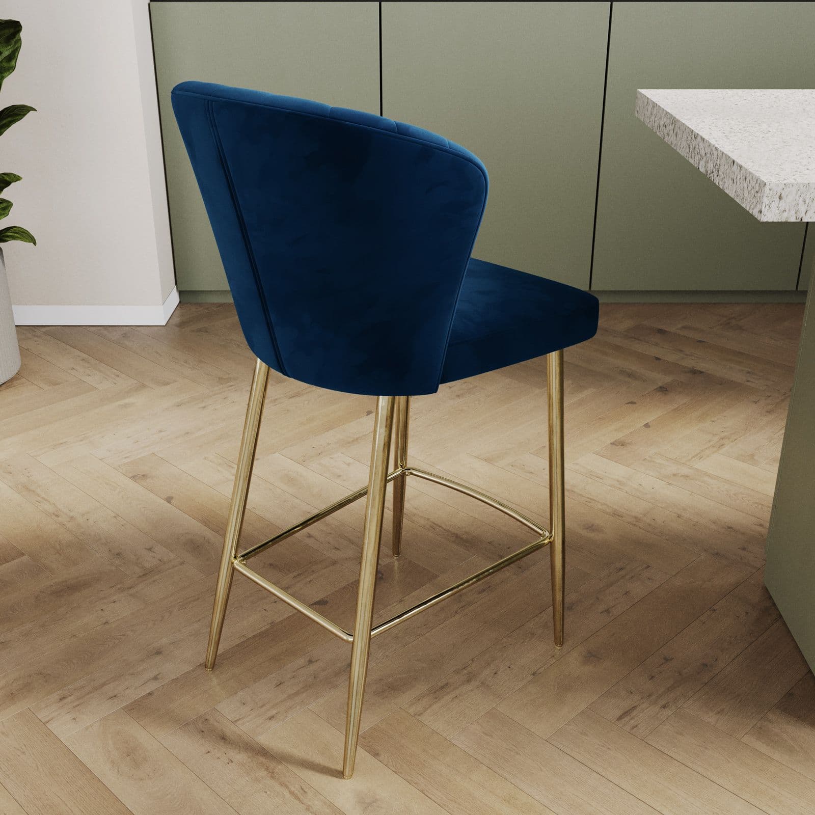 Set 2 sgabelli in velluto blu scuro con schienale a conchiglia e gambe in metallo oro - Halima