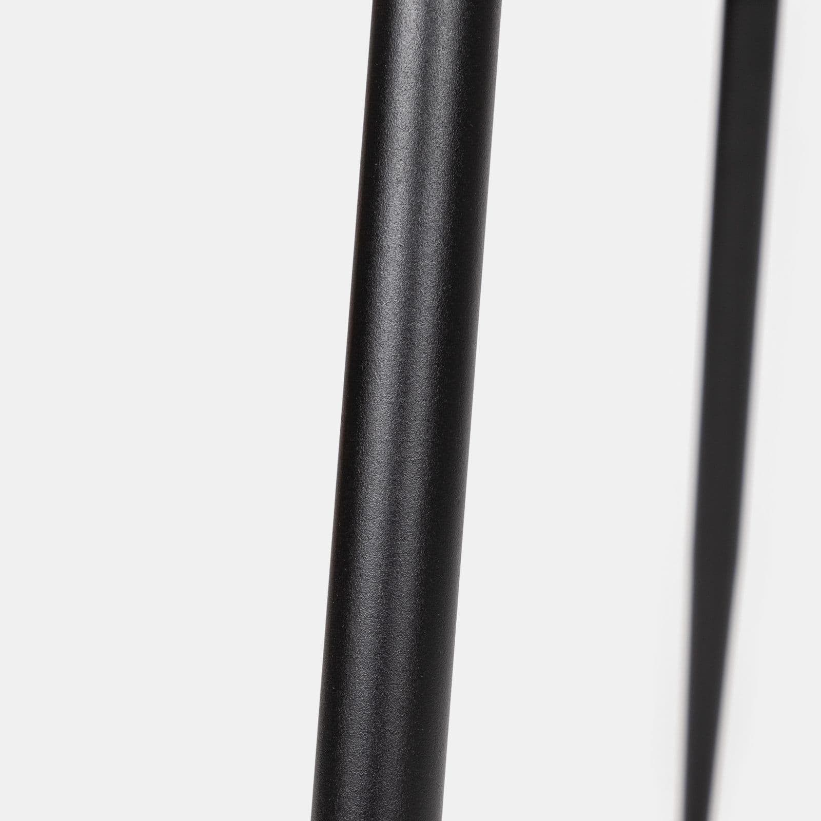Set 4 sedie con seduta polipropilene e gambe in metallo nero - Obald