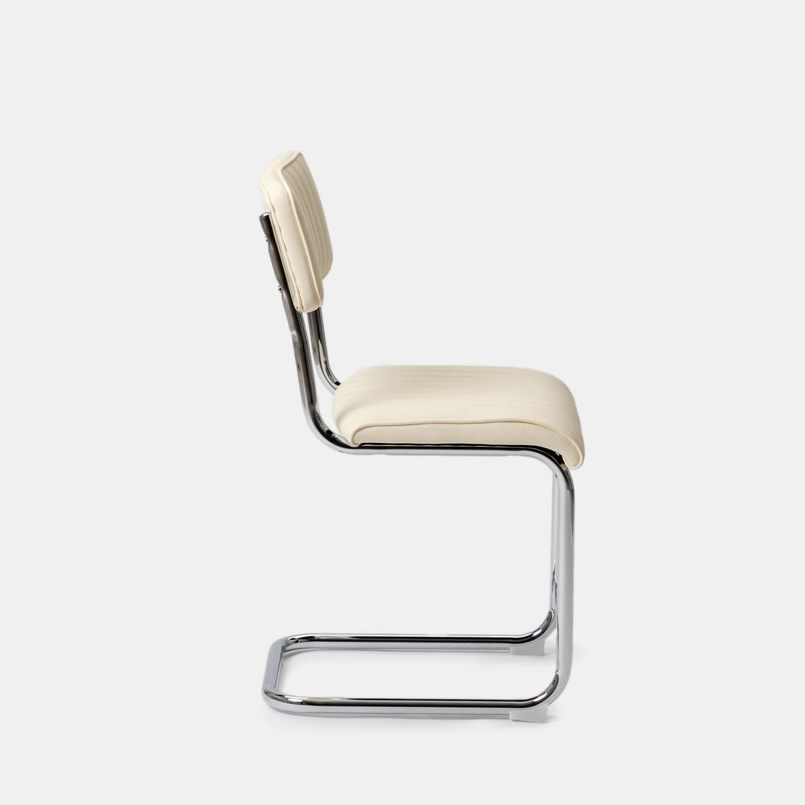 Set 4 sedie in similpelle crema con struttura in metallo cromo - Bridget