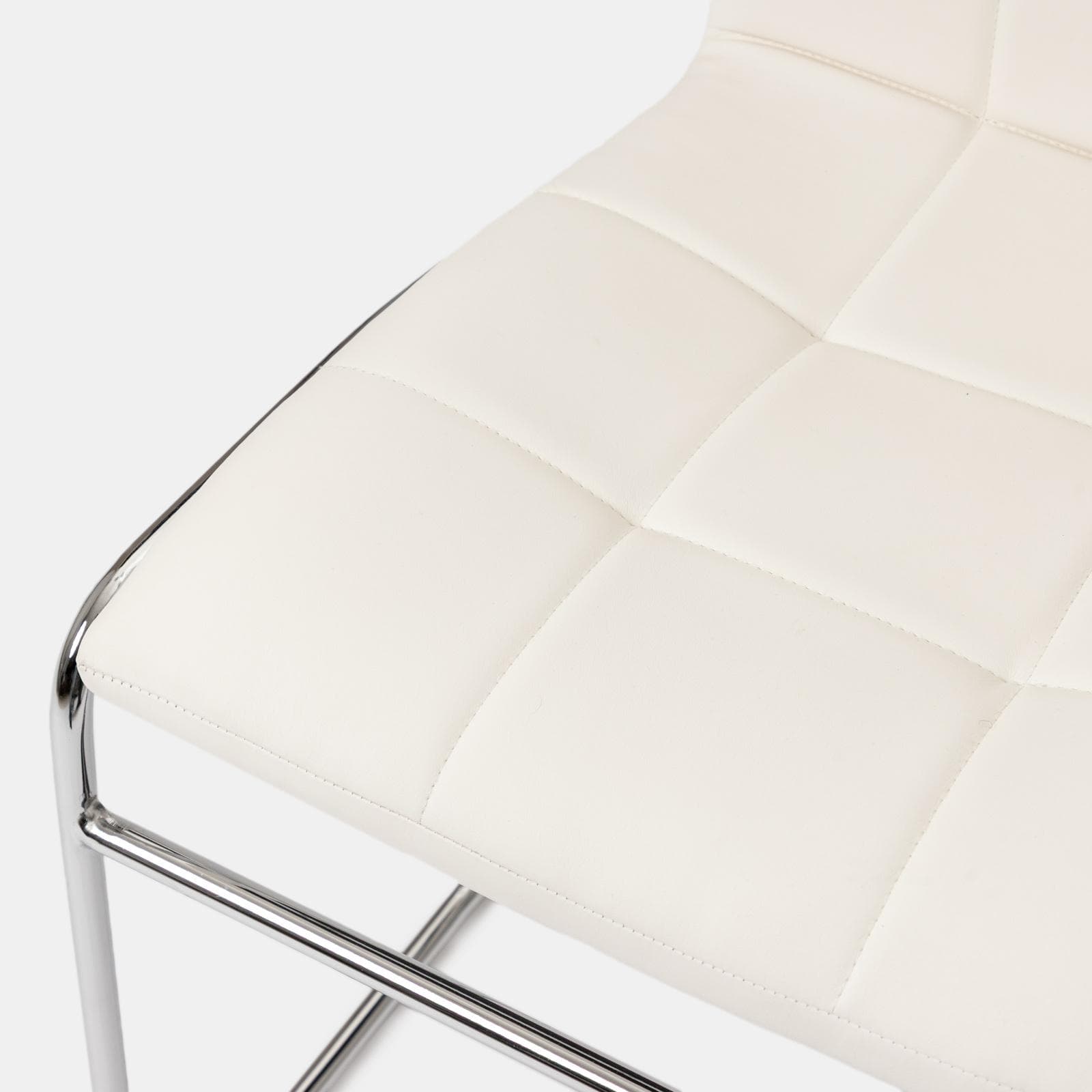 Set 4 sedie in similpelle bianco con gambe a slitta cromo - Dilez