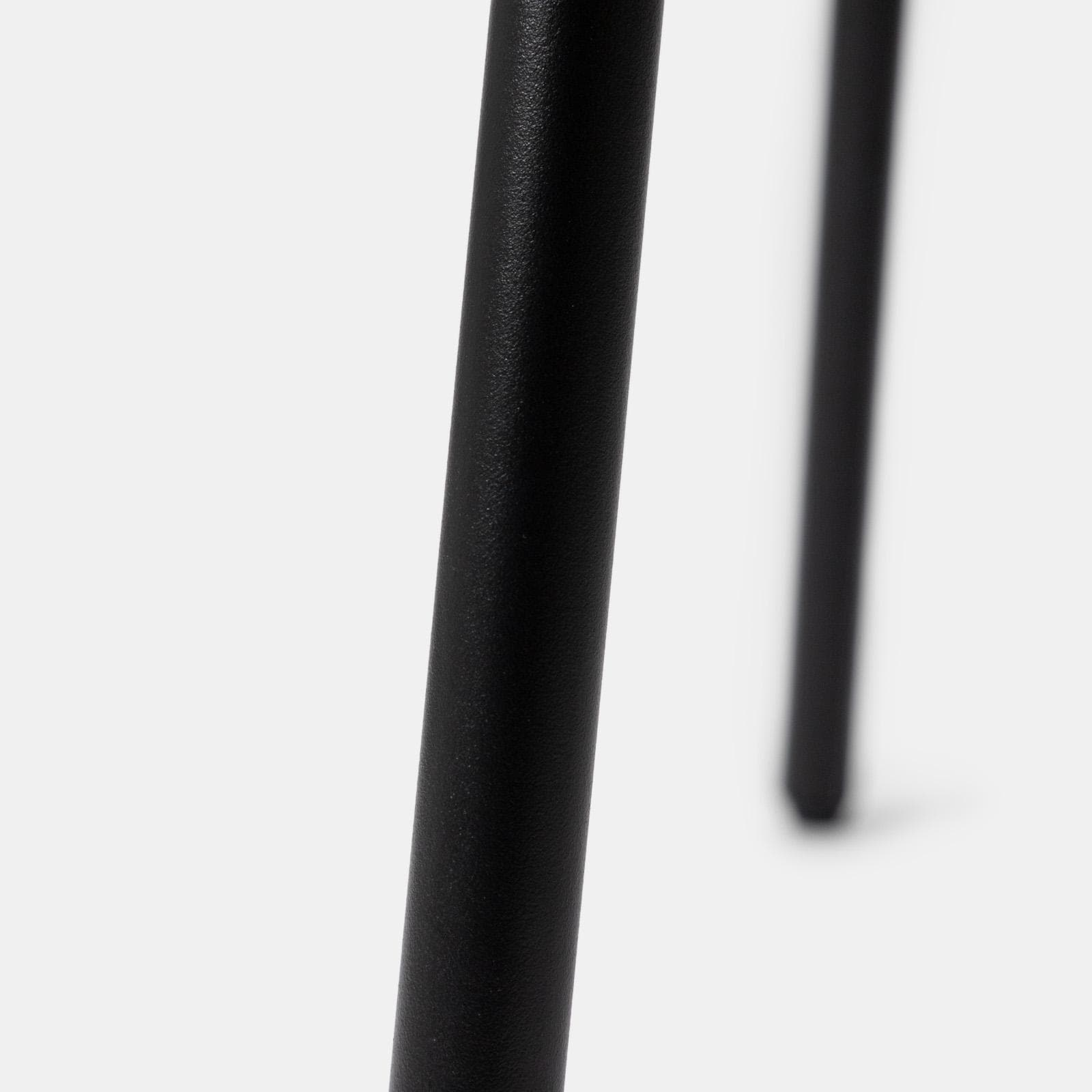 Set 4 sedie in similpelle tortora e gambe in metallo nero - Belita